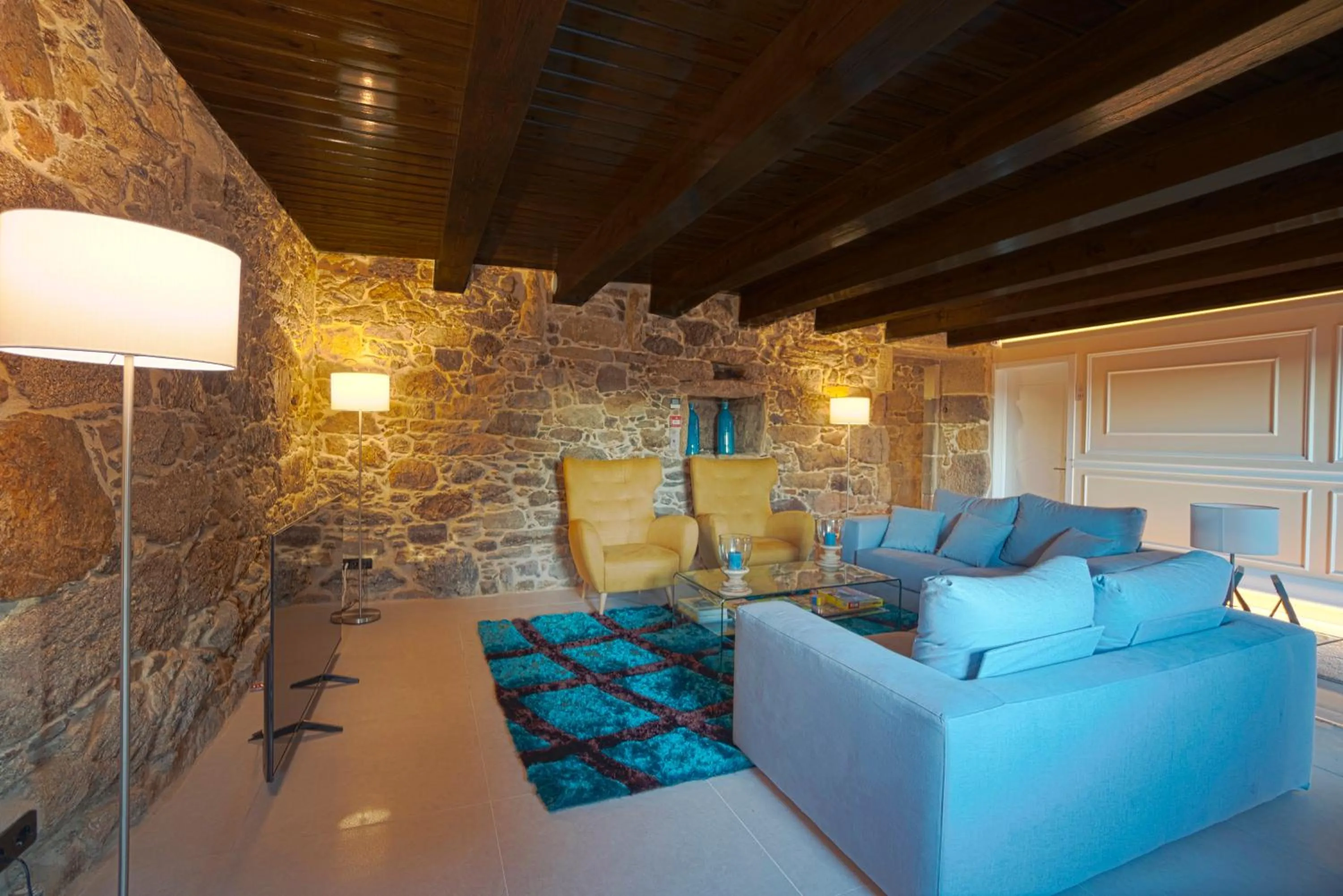 Communal lounge/ TV room in Hotel As Torres da Hermida