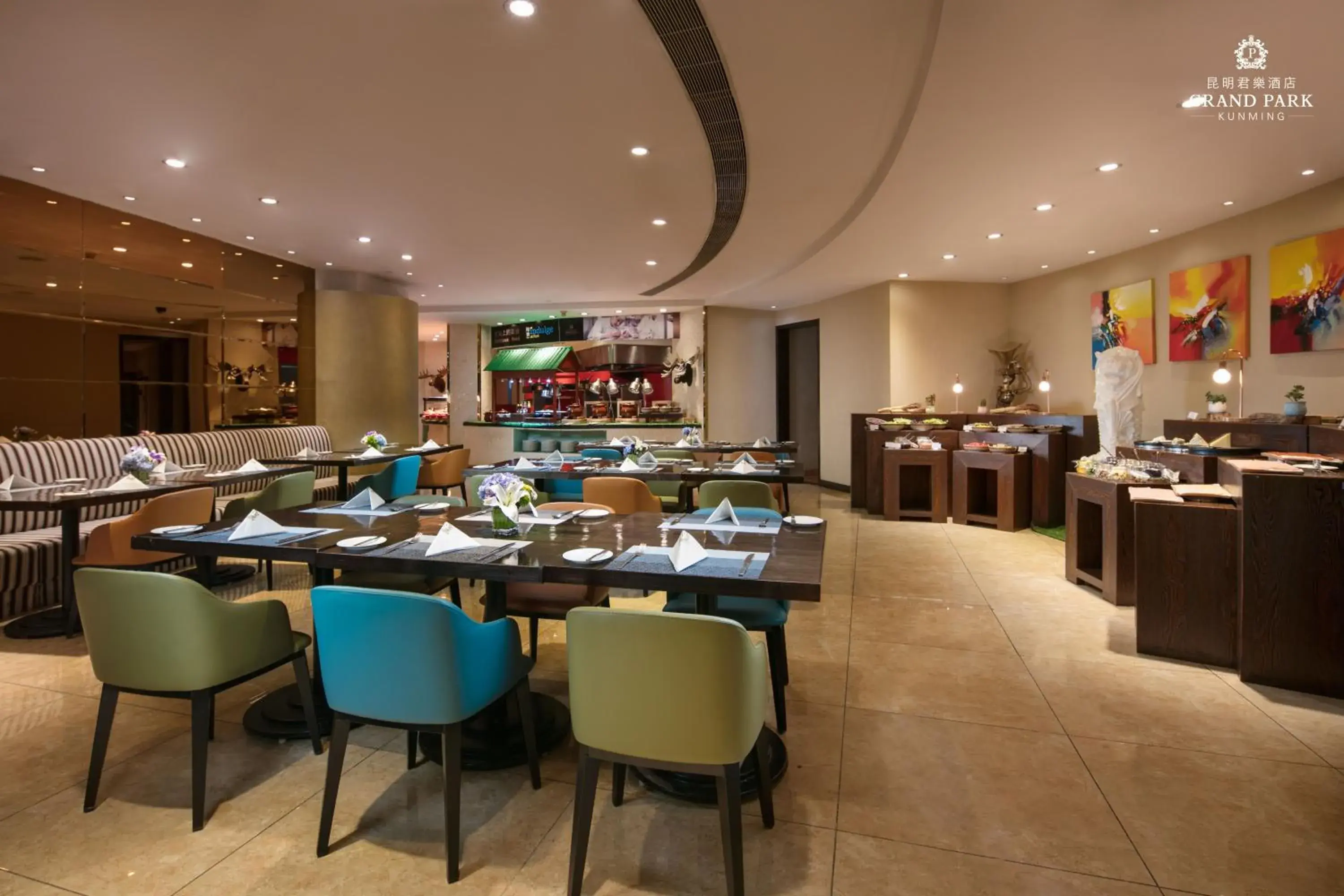 Restaurant/places to eat in Grand Park Kunming Restaurant/places to eat in Grand Park Kunming