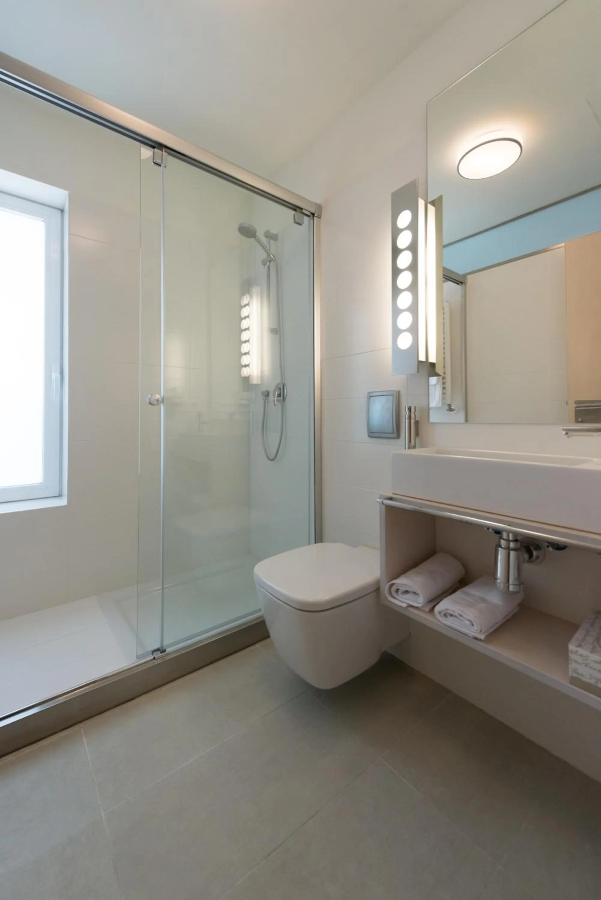 Bathroom in Hotel Boreal Viento Norte