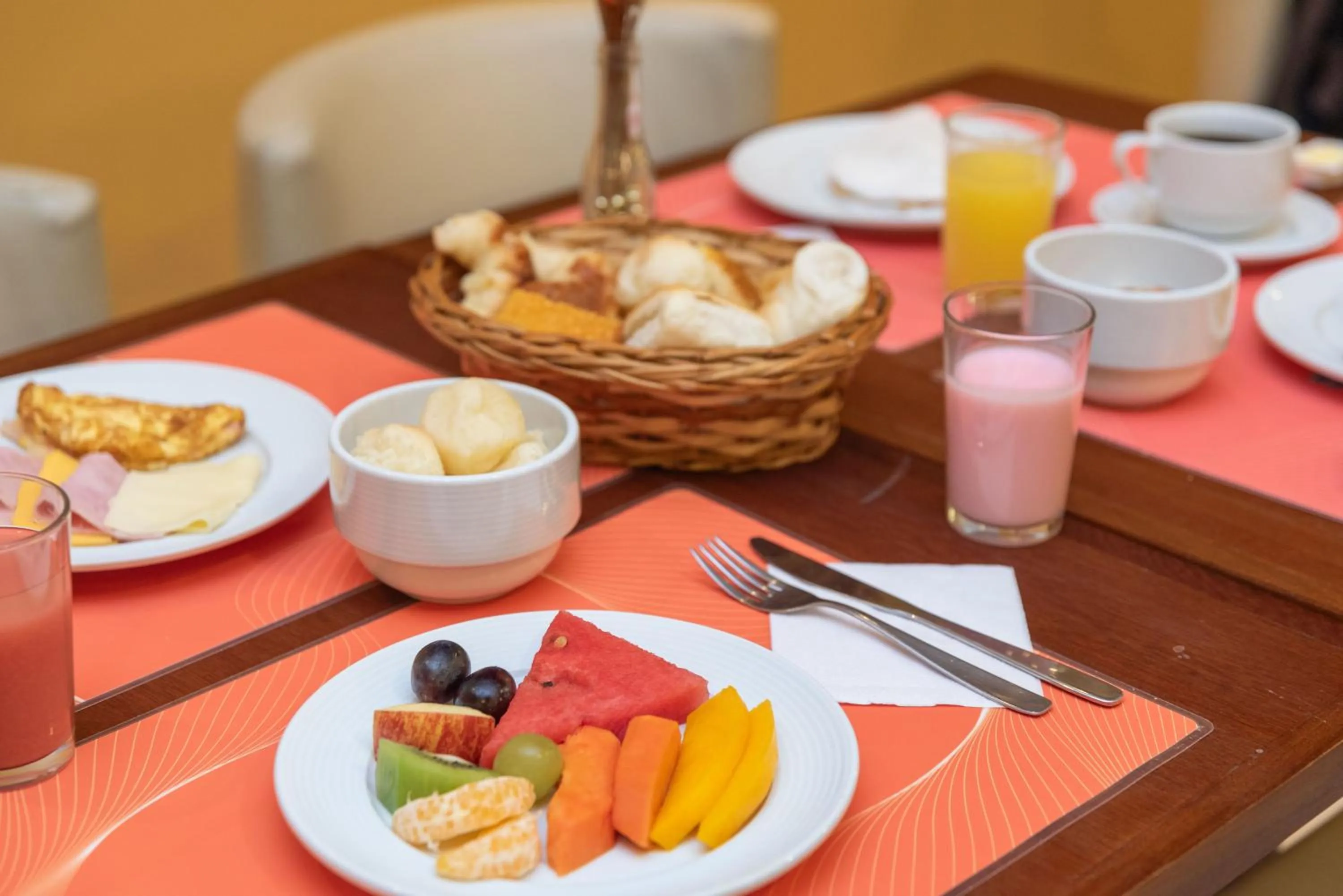 Food in Verano Pajuçara by Tropicalis