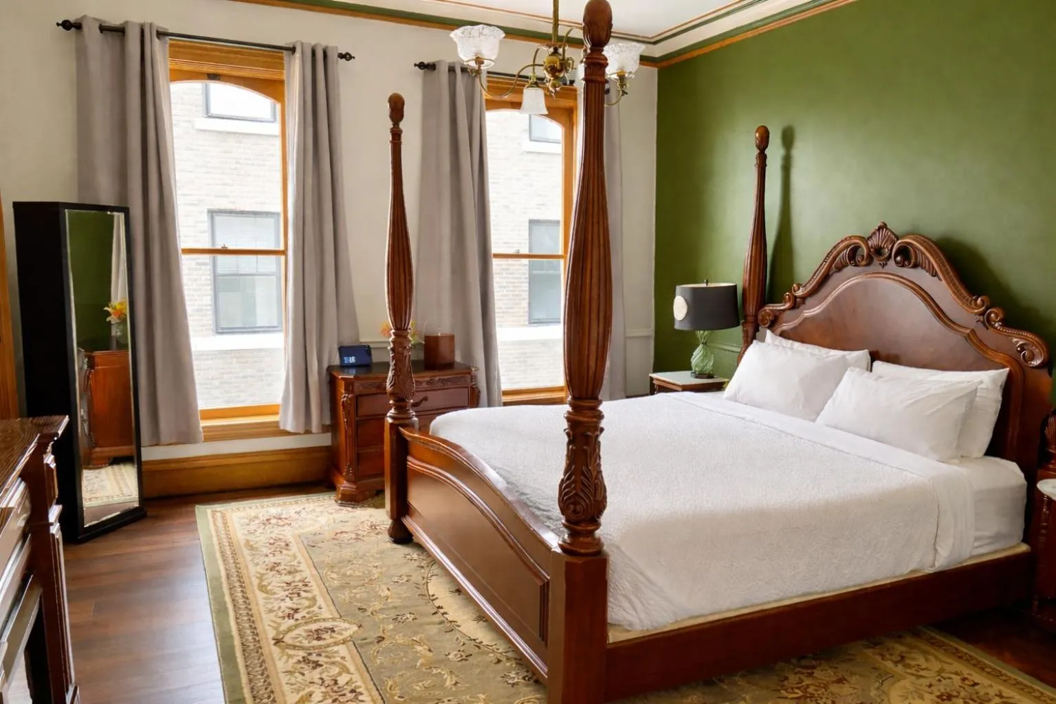 Bedroom, Bed in The Kalamazoo House Downtown Hotel and Suites