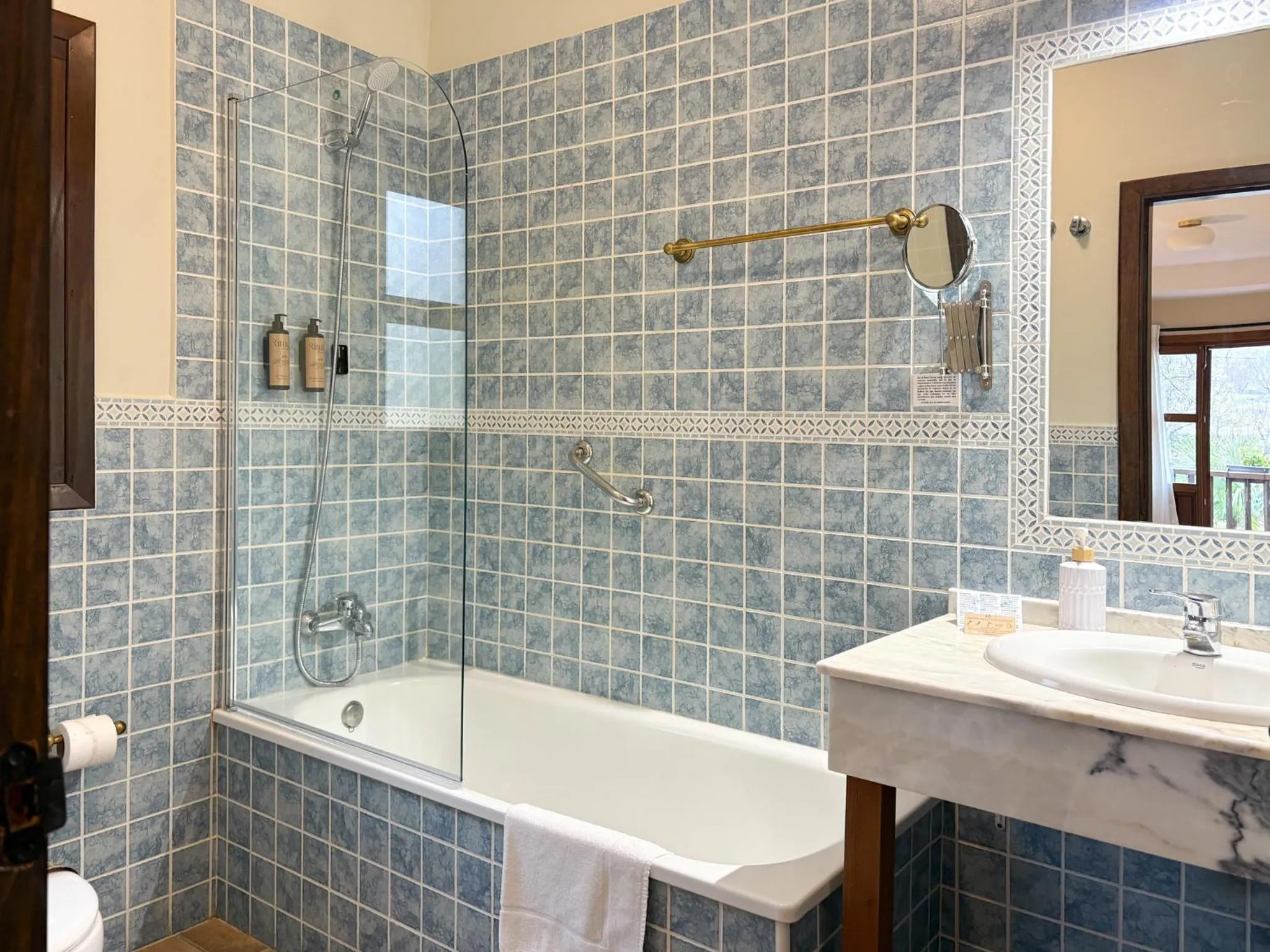 Bathroom in Hotel Rural Xerete