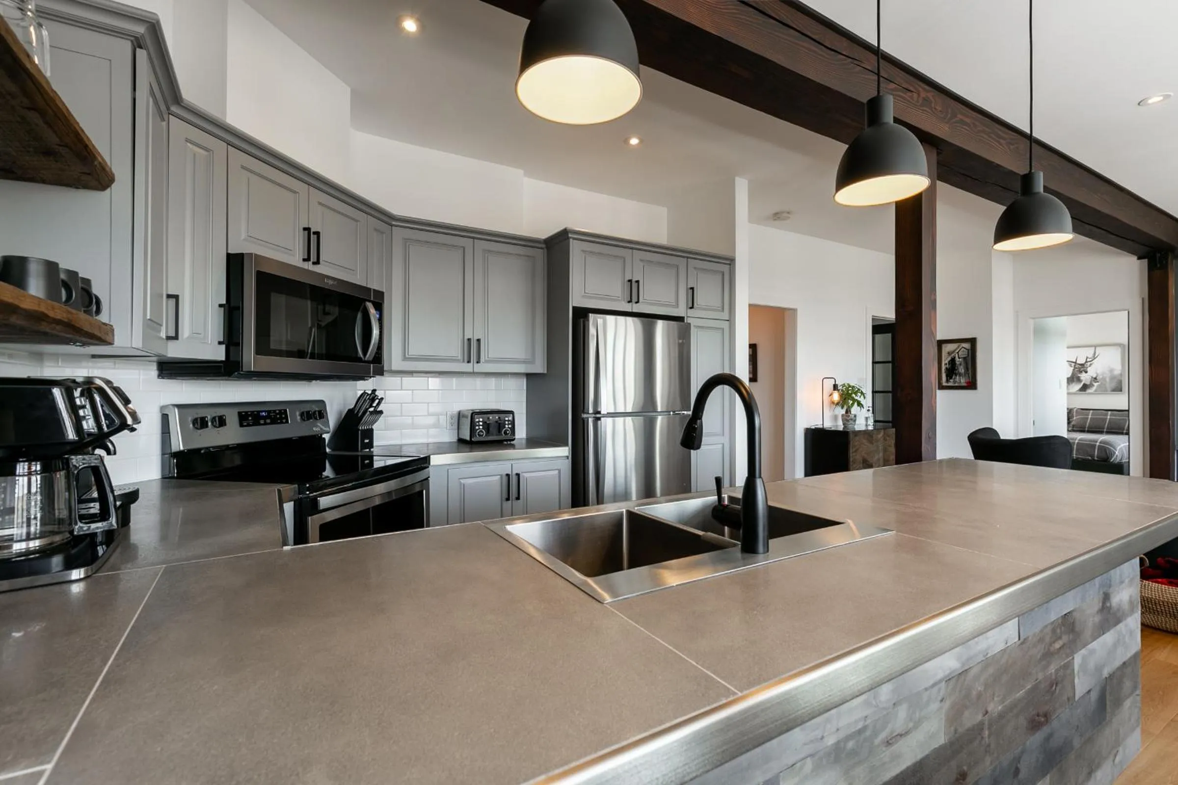 Kitchen or kitchenette in Le Chalumeau by Chez Tremblant