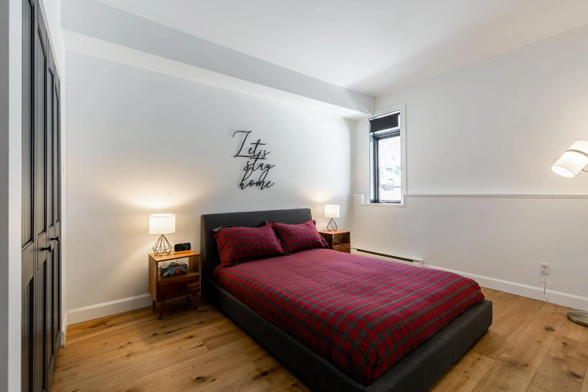 Bedroom, Bed in Le Chalumeau by Chez Tremblant