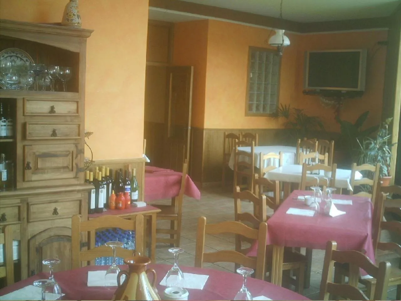 Communal lounge/ TV room in Hotel El Yedron