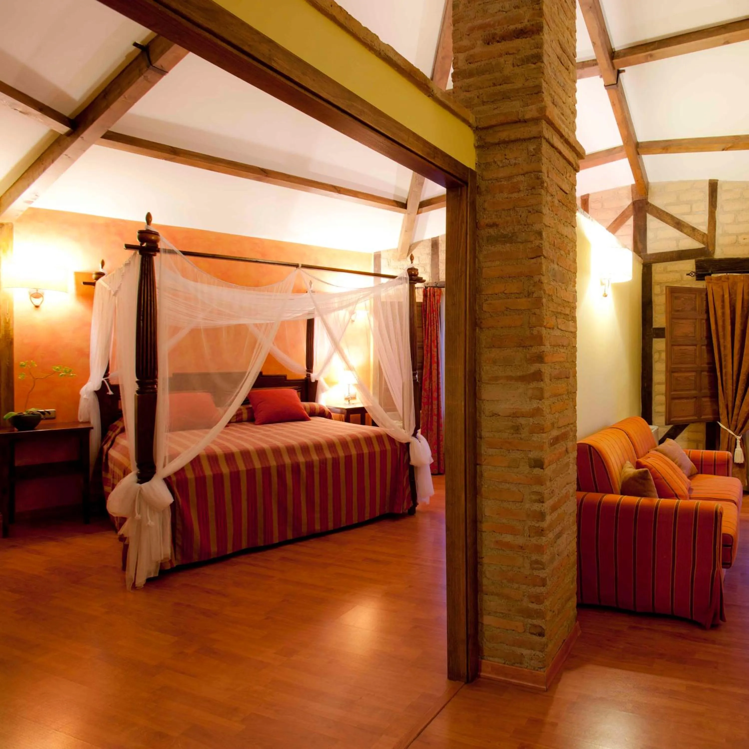 Bed in Hotel Ruta Imperial H-CC-00660