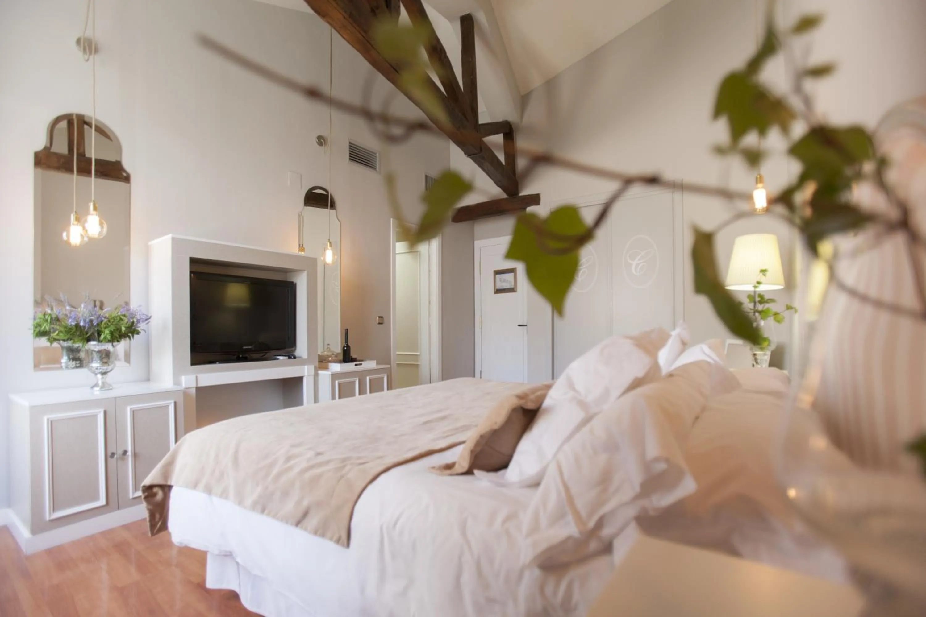 Photo of the whole room in Hotel Ruta Imperial H-CC-00660