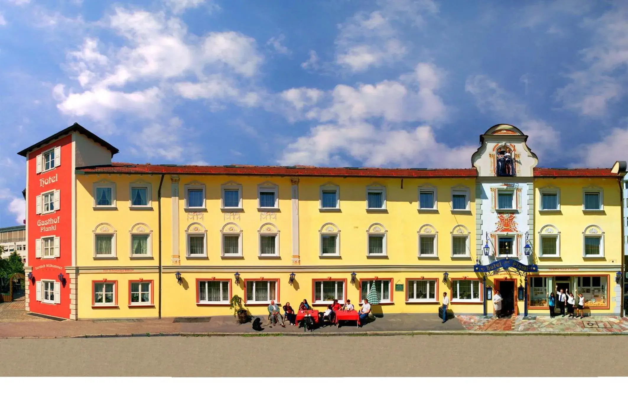 Facade/entrance, Property Building in Hotel Plankl