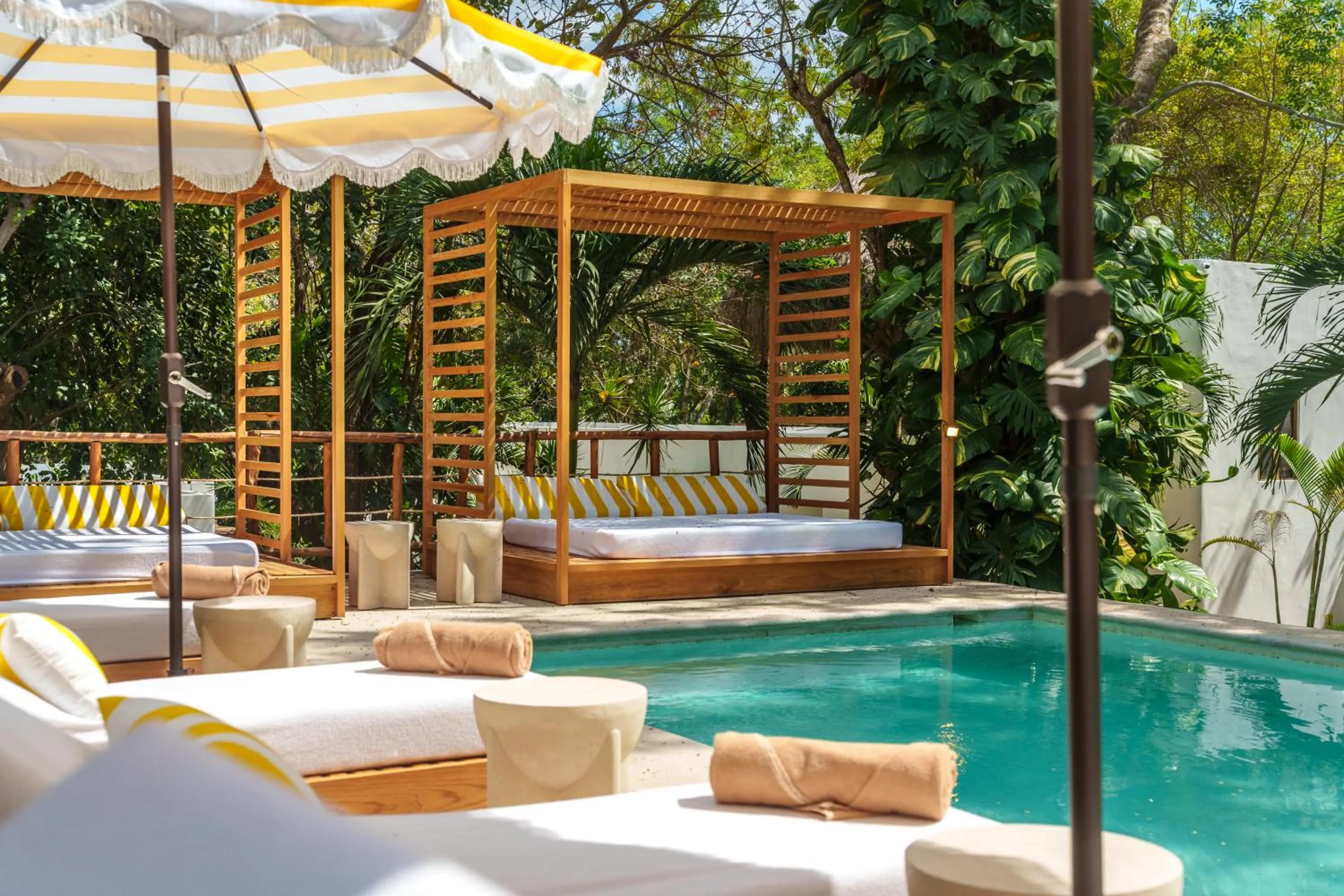 Swimming pool in Mikasa Bacalar Hotel Boutique, Lagoon Front