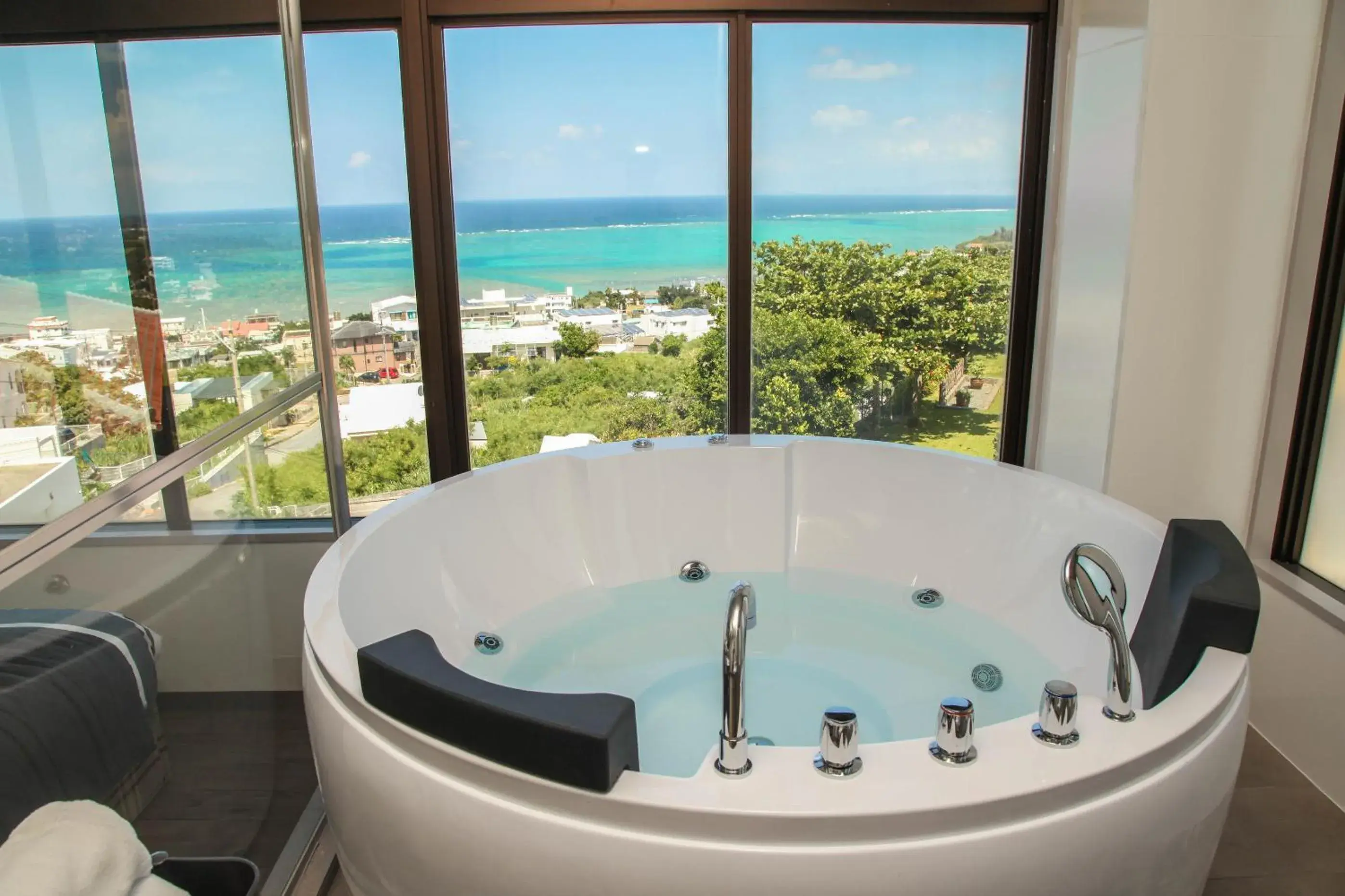 Double Room in FIRST STREET Okinawa Yomitan-son Oceans -SEVEN Hotels and Resorts- Double Room in FIRST STREET Okinawa Yomitan-son Oceans -SEVEN Hotels and Resorts-