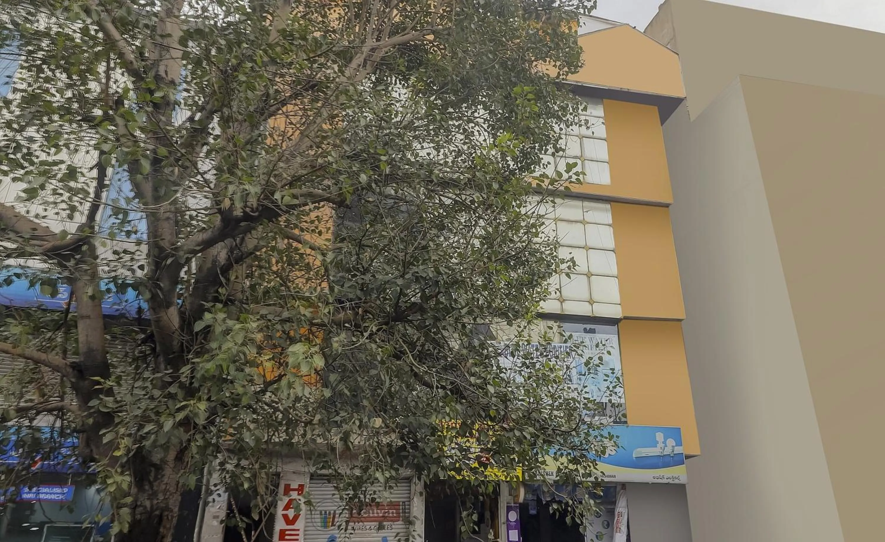 Facade/entrance in OYO 76333 Newgen Grand