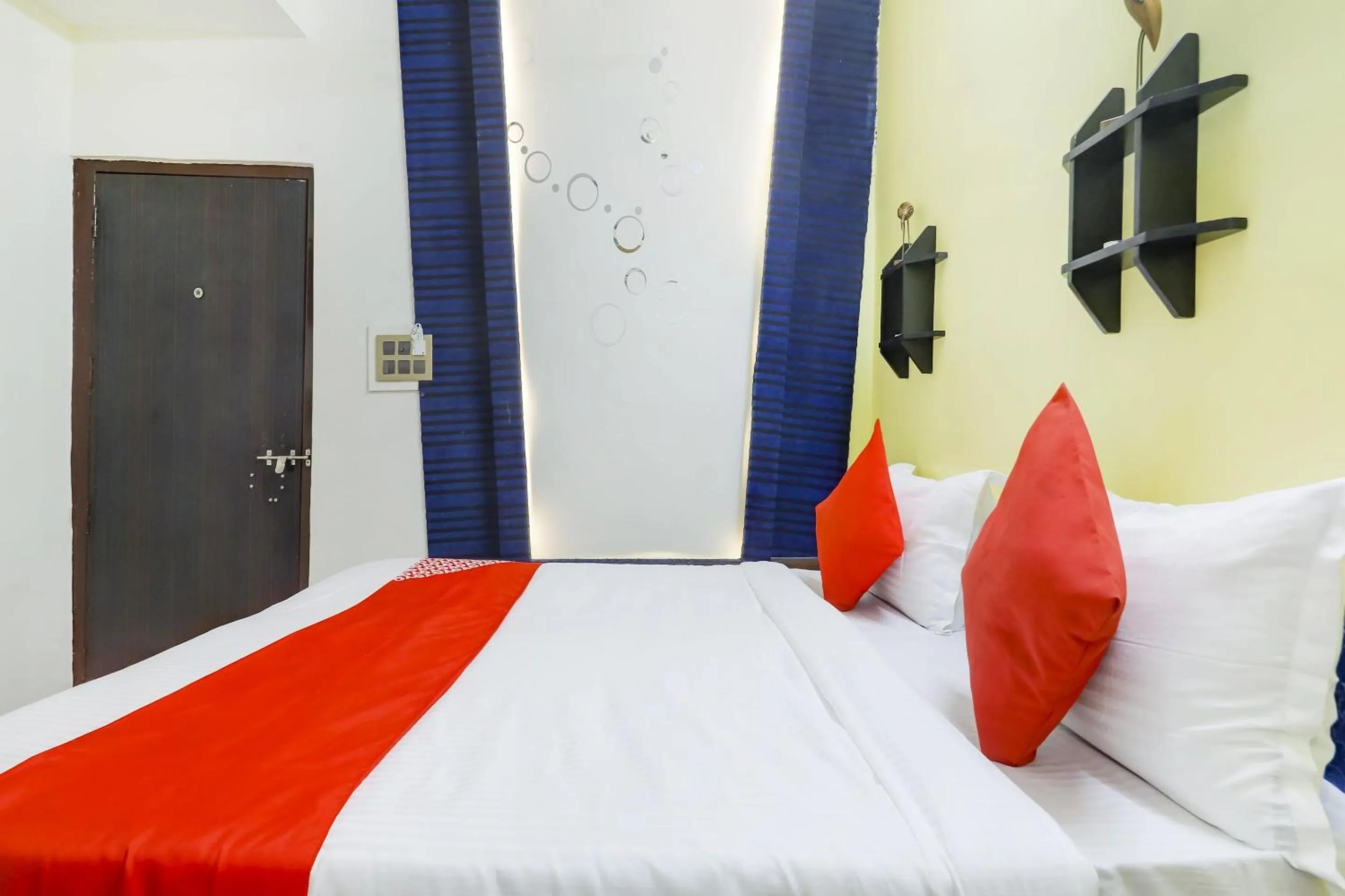 Bedroom, Bed in OYO 76333 Newgen Grand