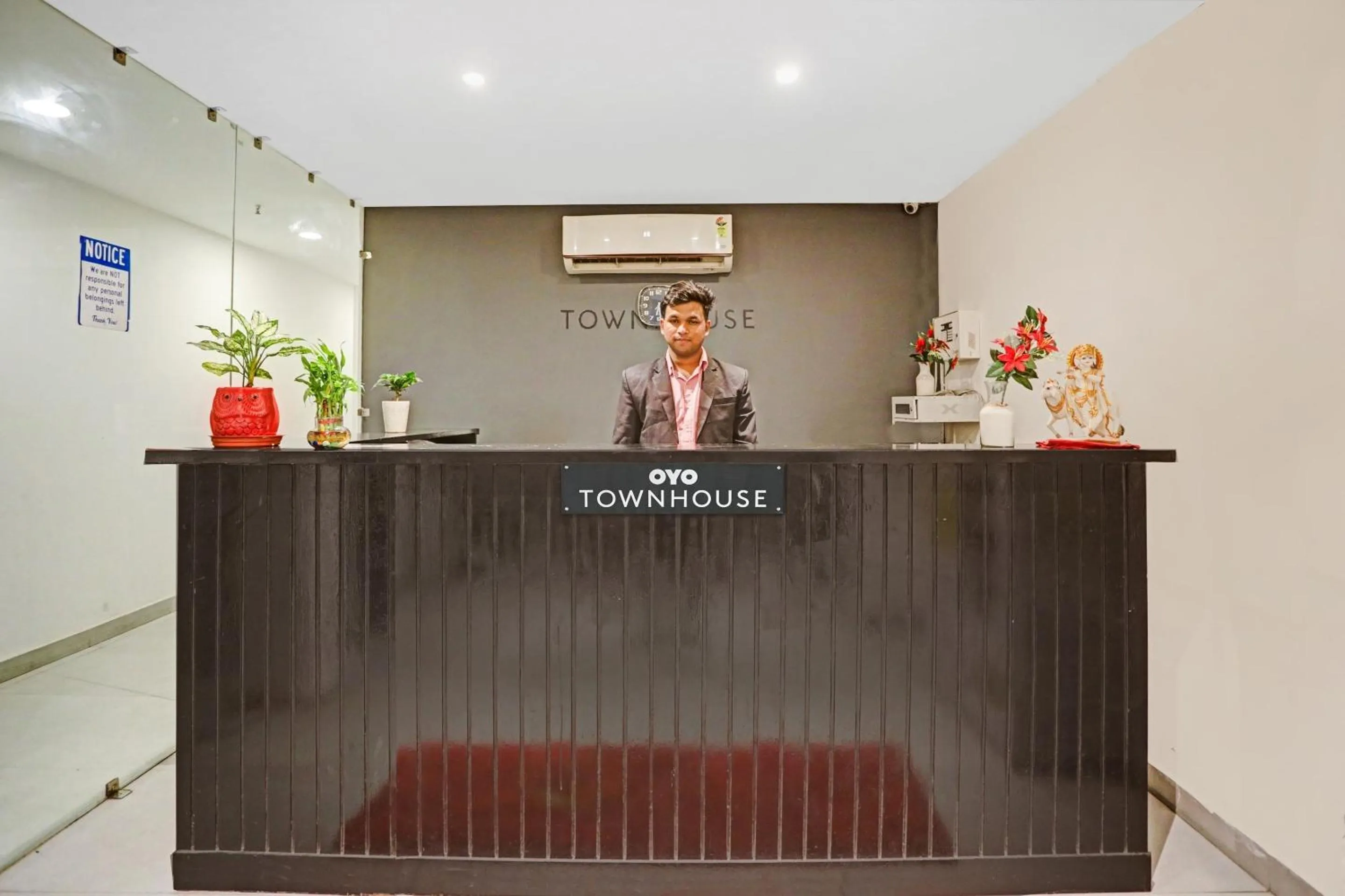 Lobby or reception in Townhouse 587 Sector 19