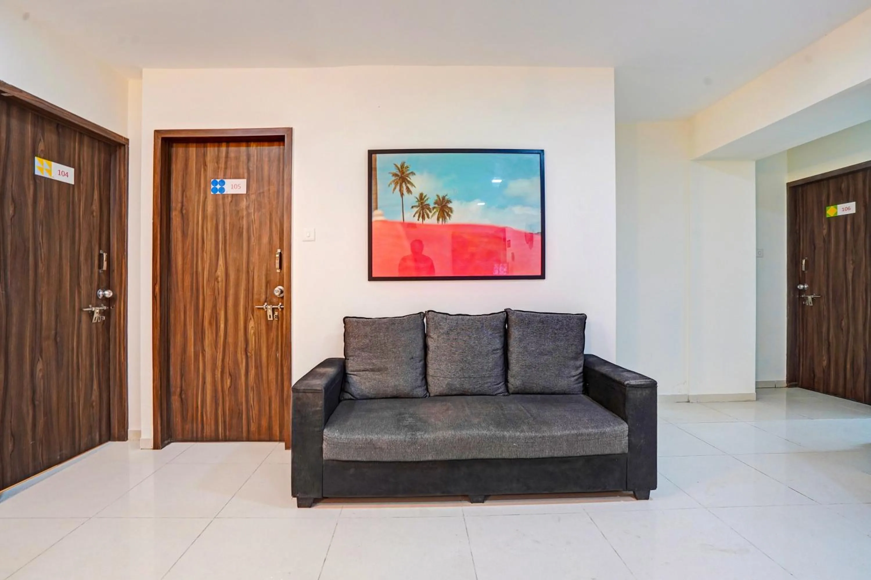 Lobby or reception in Super Collection O Baner Hillview Pune Formerly Siri Lodge