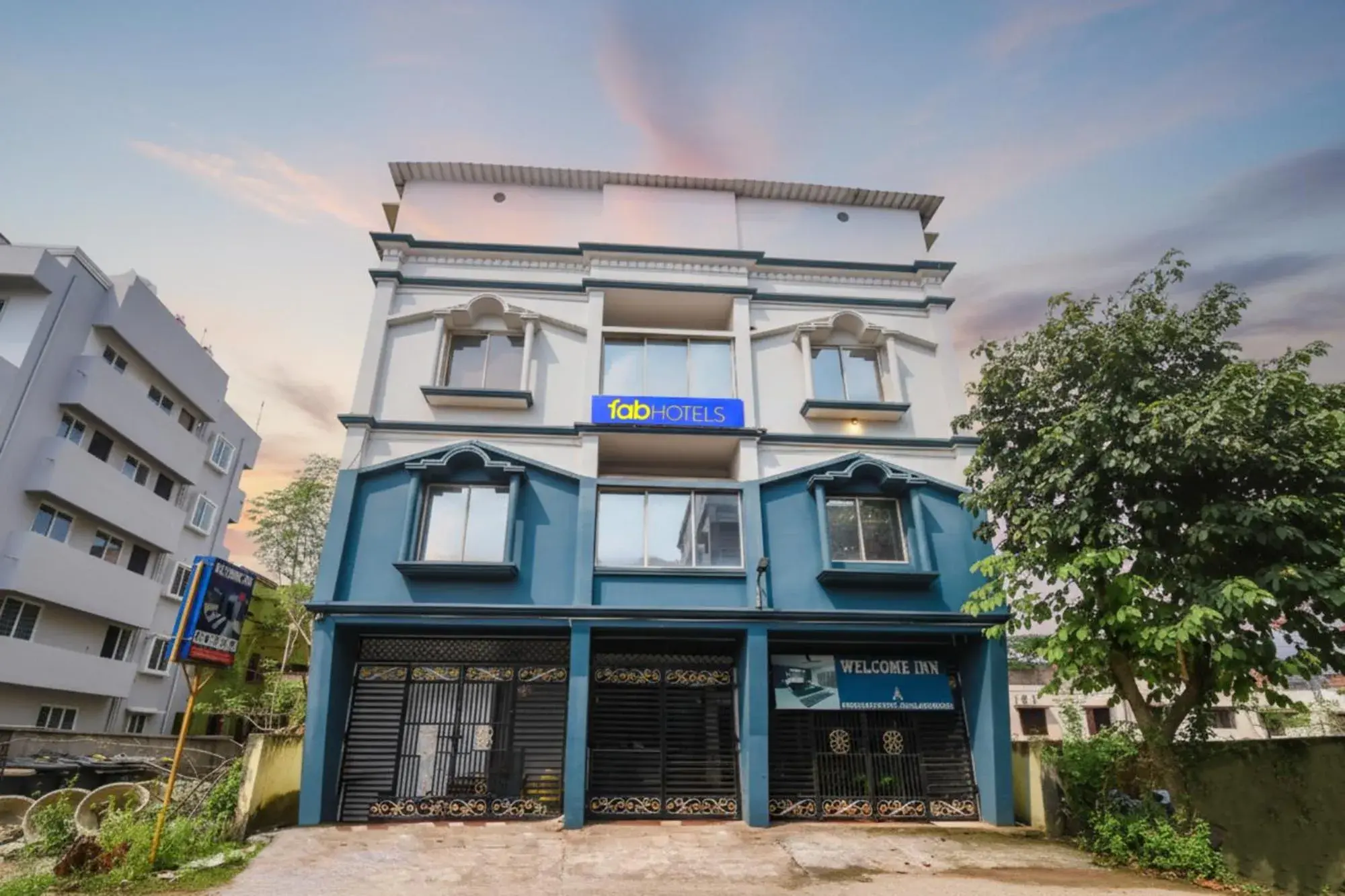 Property building in FabHotel Welcome Inn I - Nr DN Regalia Mall Property building in FabHotel Welcome Inn I - Nr DN Regalia Mall