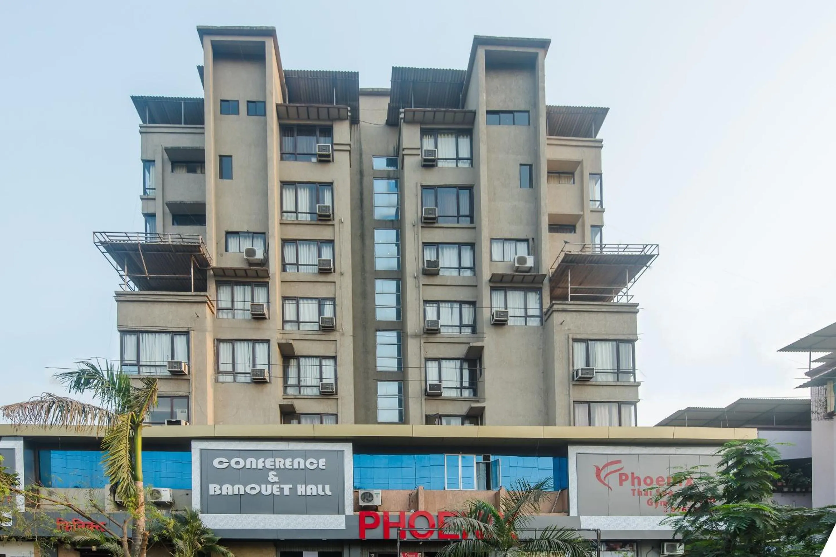 Facade/entrance in Collection O Phoenix