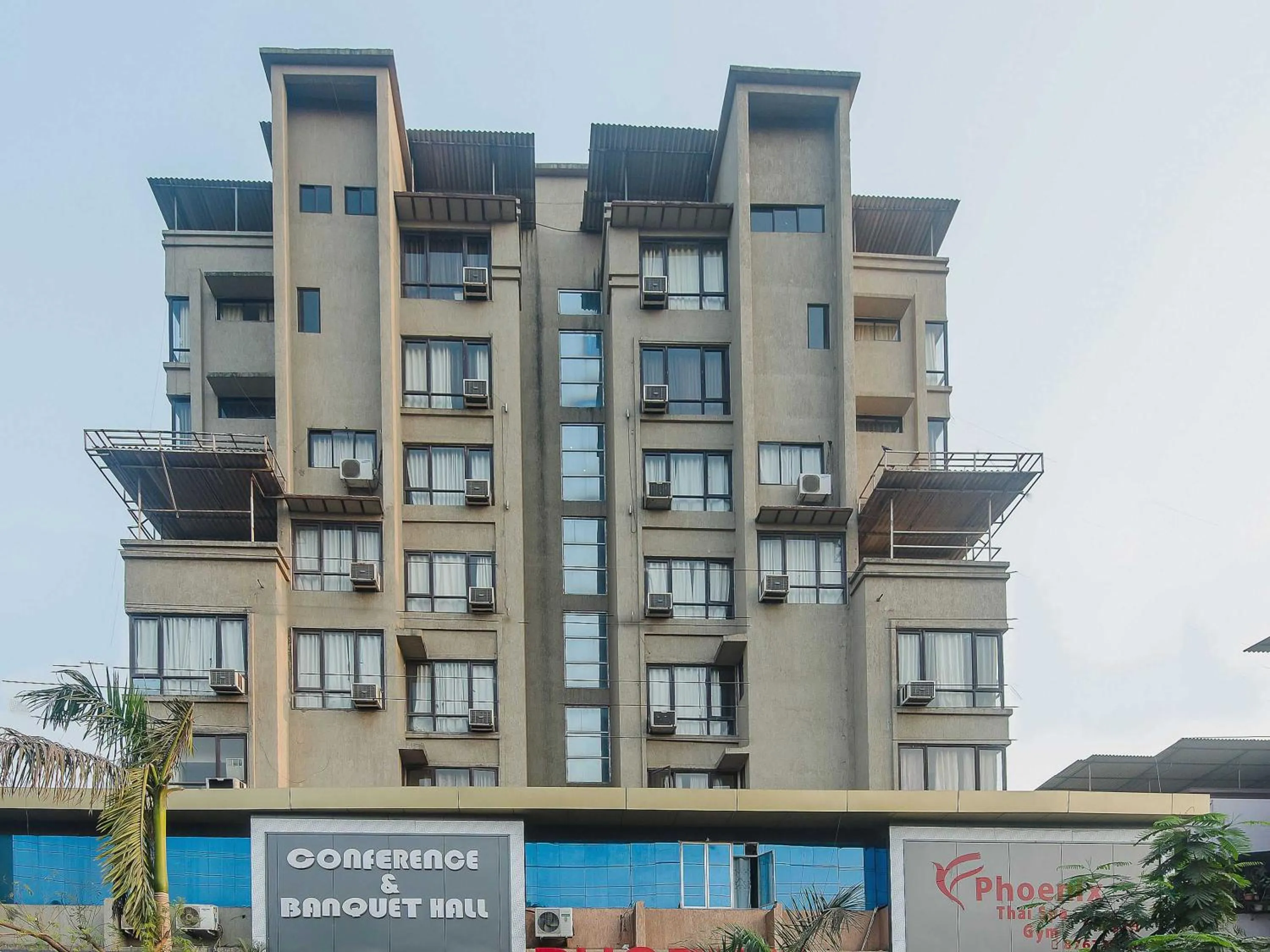 Facade/entrance in Collection O Phoenix