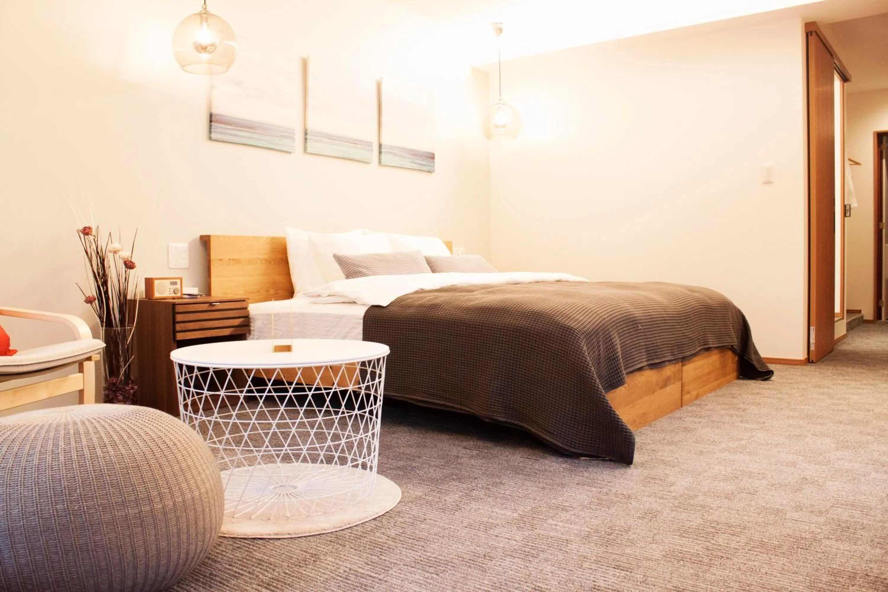 Property building, Bed in Monoka Hotel Ginza