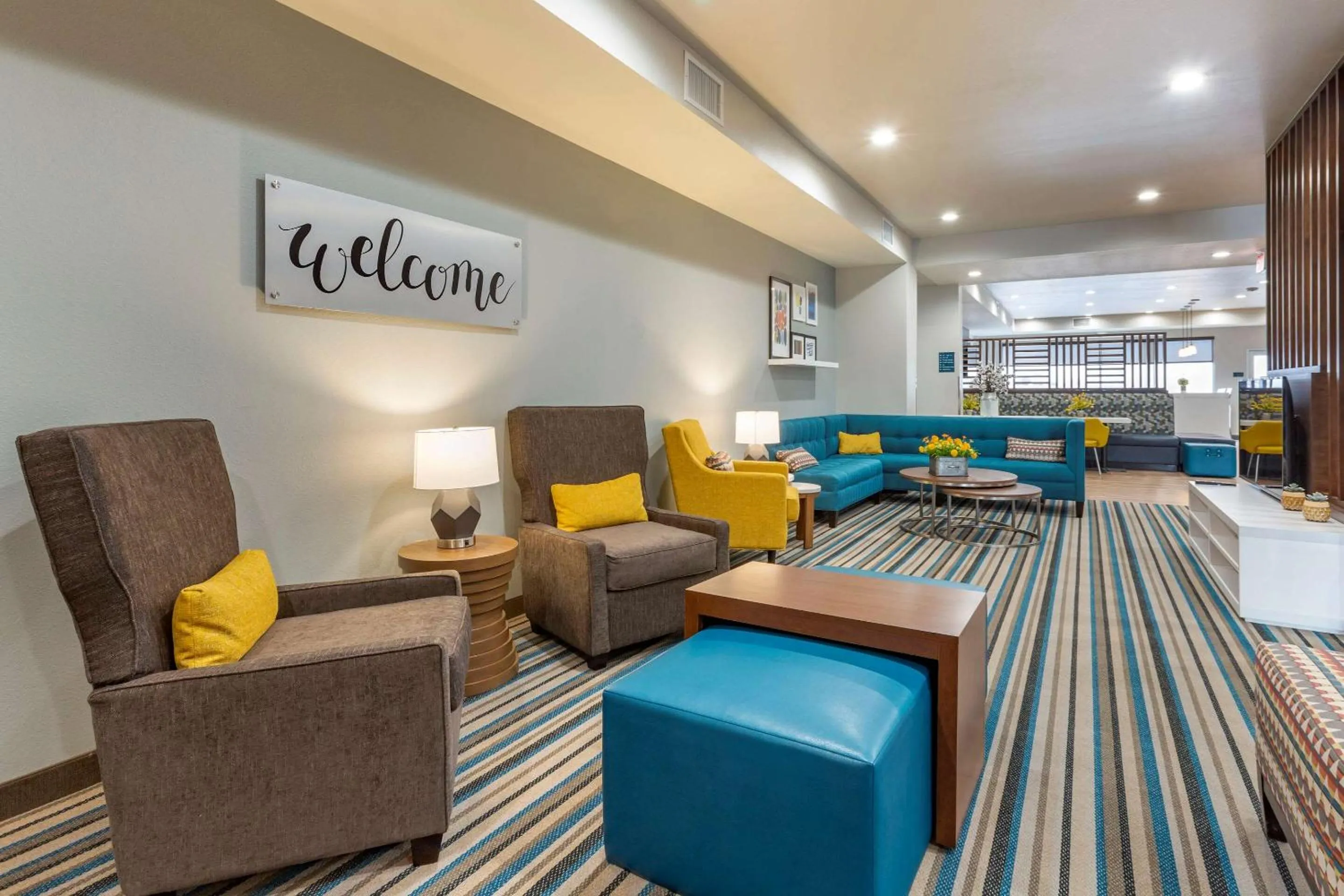 Lobby or reception in MainStay Suites Carlsbad South