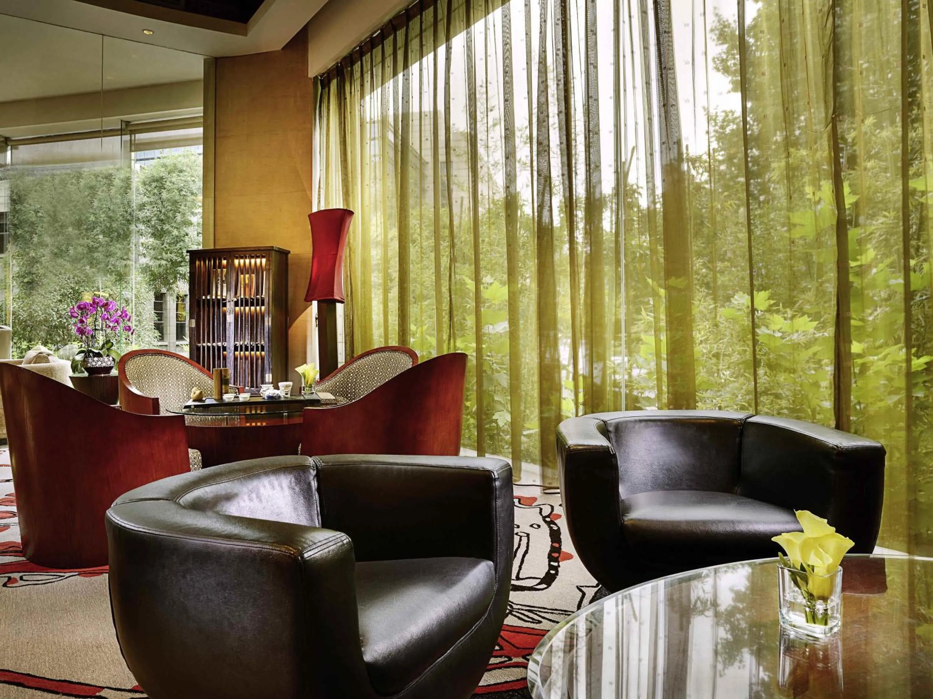 Lounge or bar in Sofitel Xi'an On Renmin Square