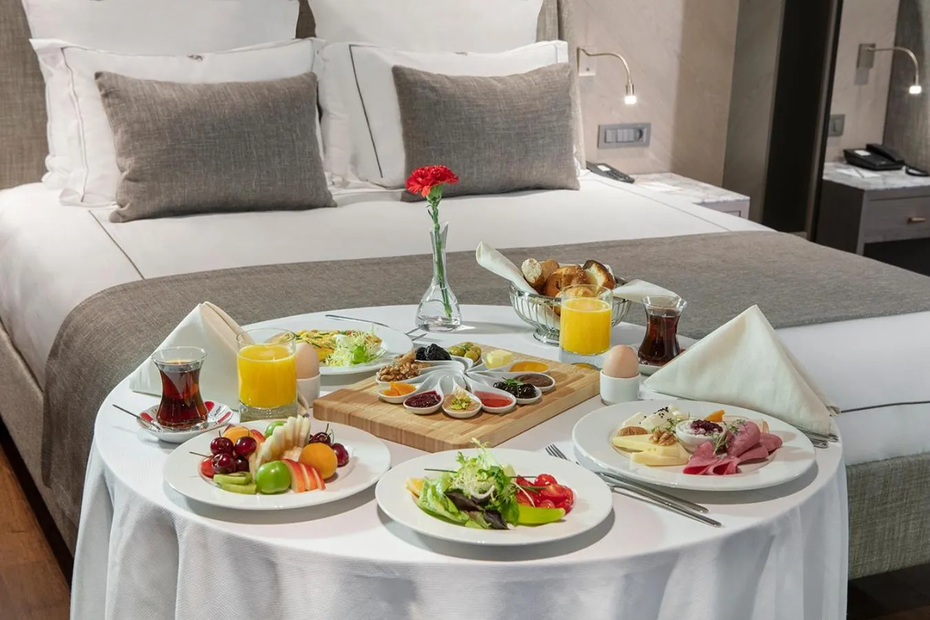 Food and drinks, Bed in Melas Hotel Istanbul
