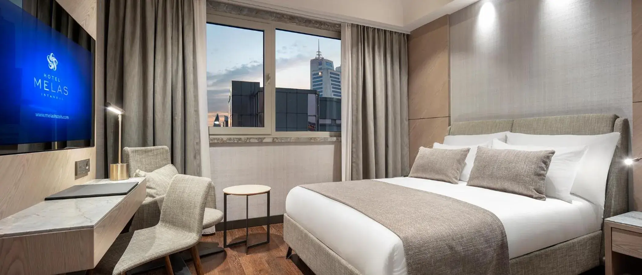 Standard Double Room in Melas Hotel Istanbul Standard Double Room in Melas Hotel Istanbul