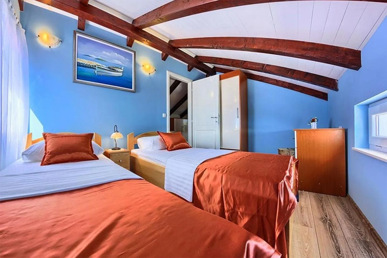 Bed in Luxury Beachfront Villa Dalmatino Trogir with private pool right at the beach in Okrug Gornji - Ciovo