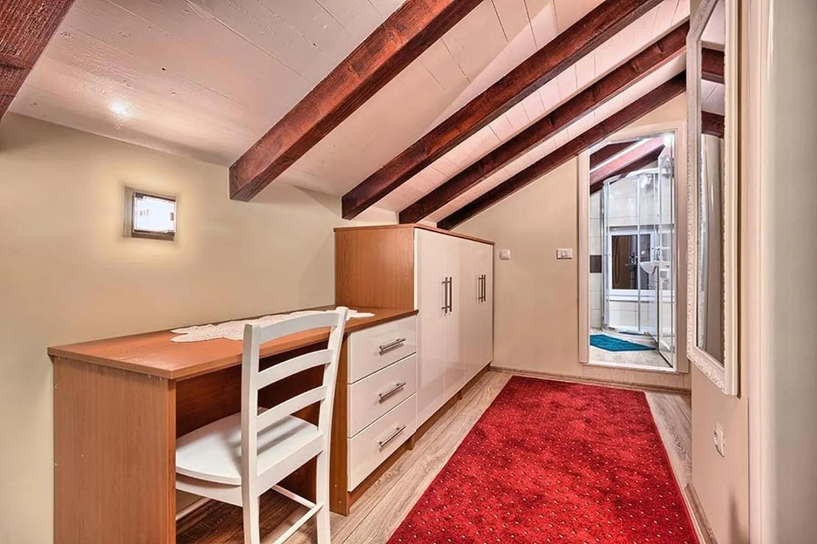 Bed in Luxury Beachfront Villa Dalmatino Trogir with private pool right at the beach in Okrug Gornji - Ciovo