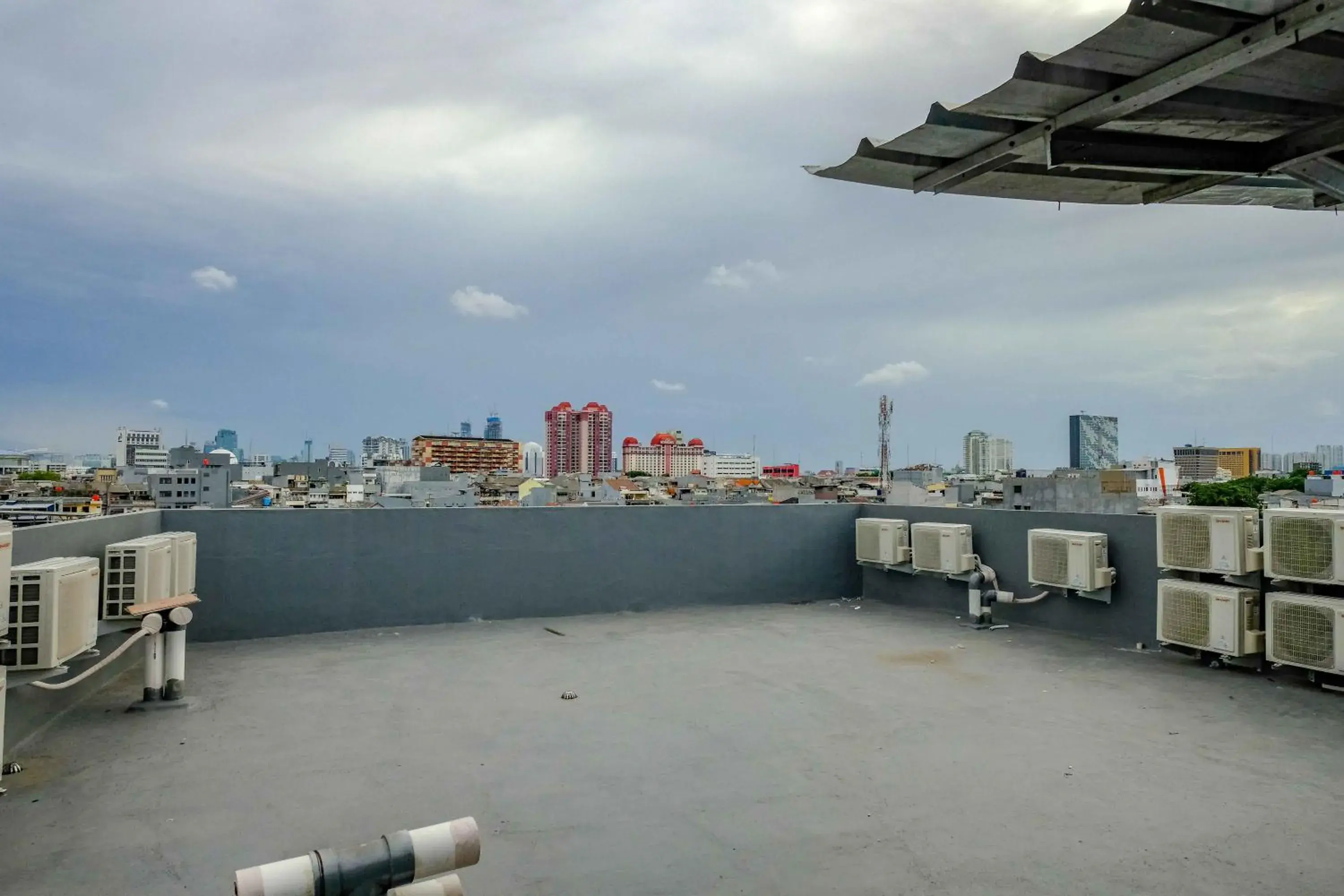 RedDoorz near Pasar Baru 3 RedDoorz near Pasar Baru 3