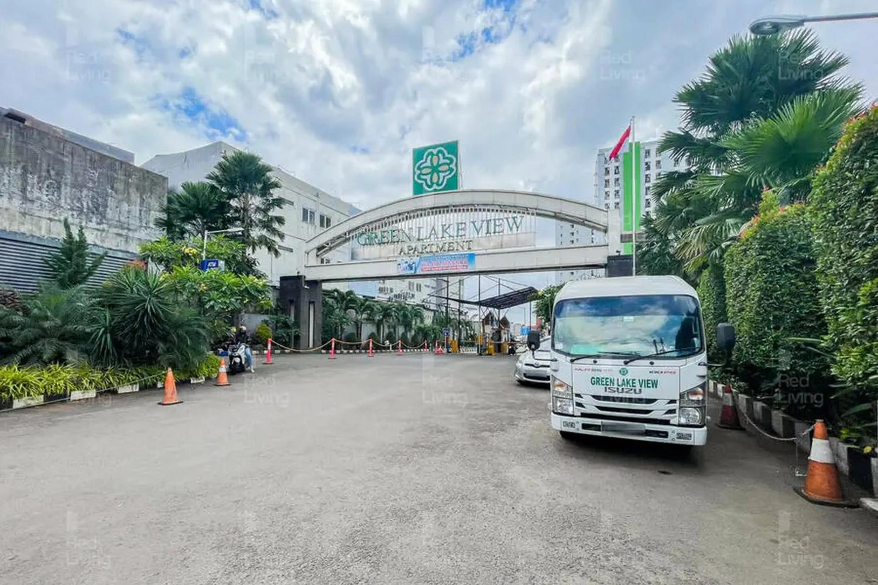 Facade/entrance in RedLiving Apartemen Green Lake View Ciputat - Farida Property 1 Tower E