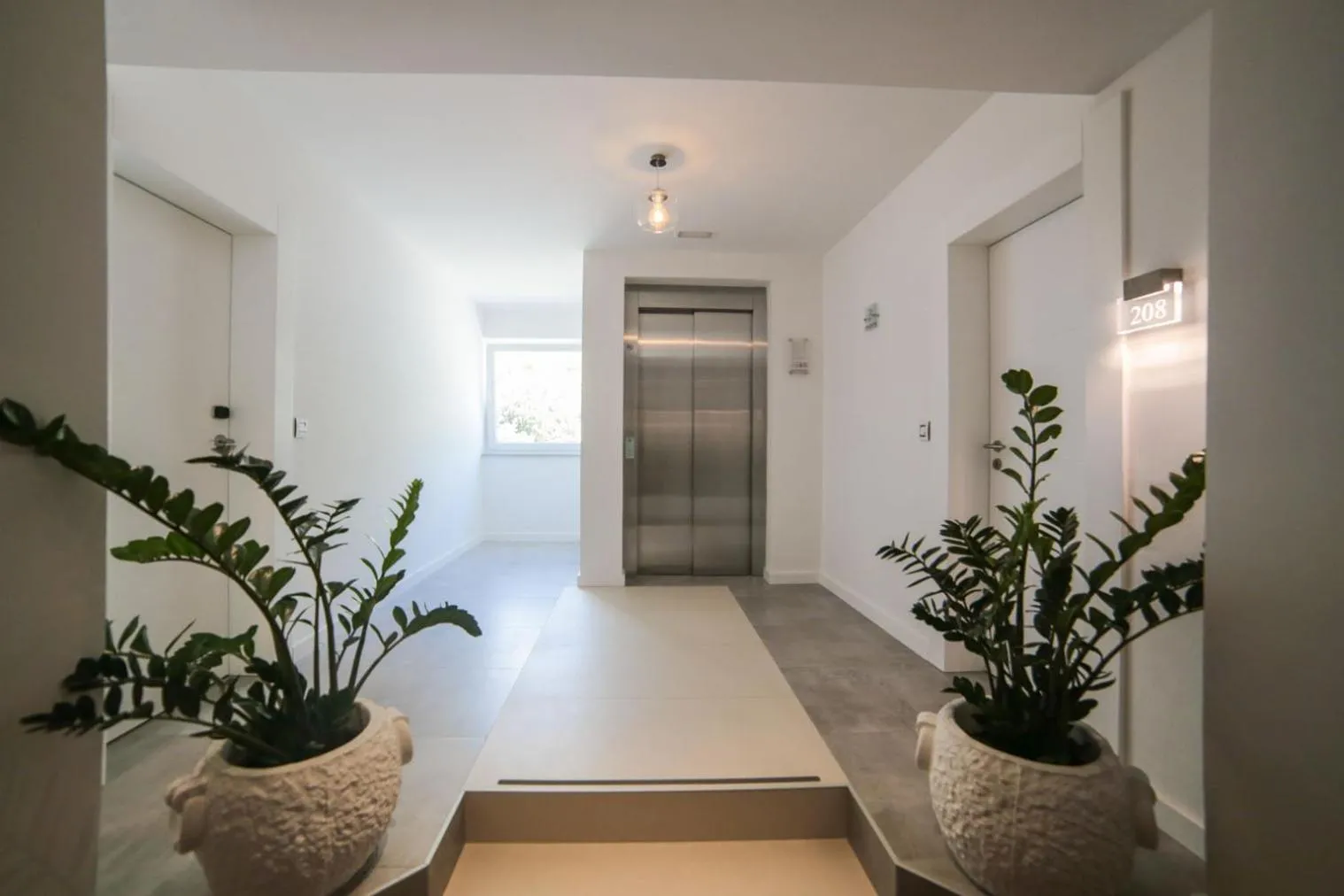 HOTEL IVANDO - K&S