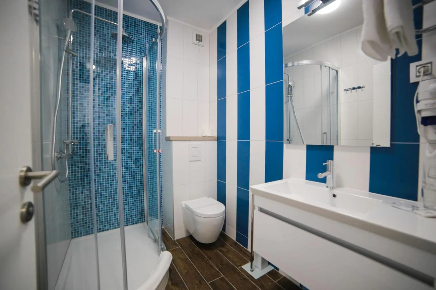 Bathroom in HOTEL IVANDO - K&S