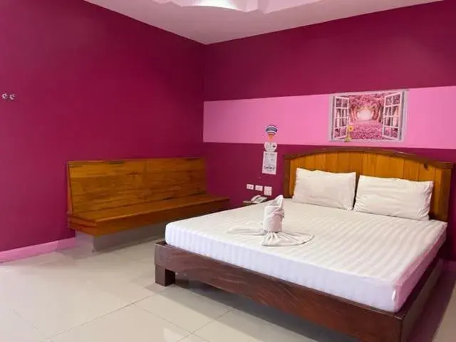 Deluxe Double Room in The Palm Resort Kampeang Saen Deluxe Double Room in The Palm Resort Kampeang Saen