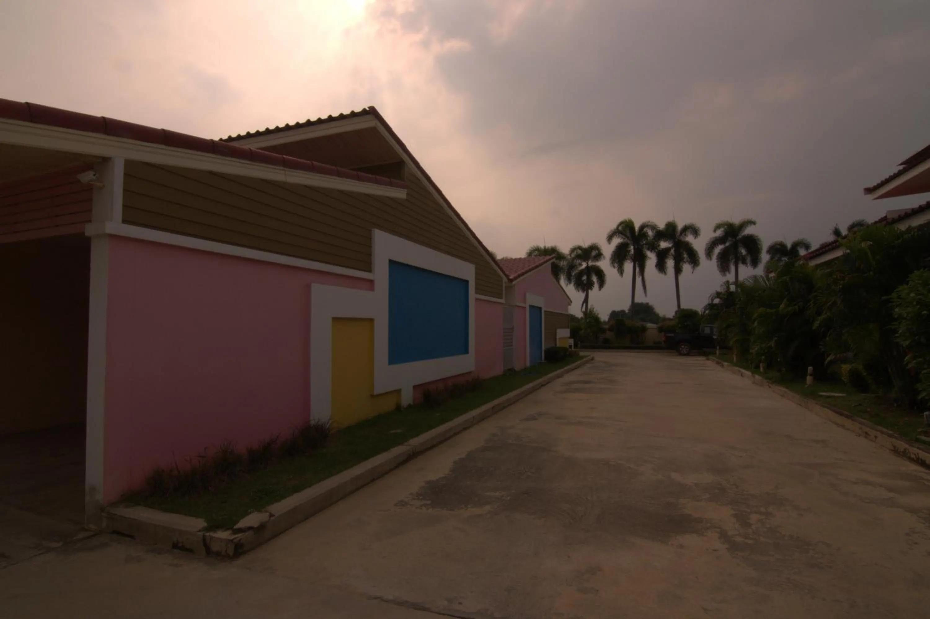 The Palm Resort Kampeang Saen