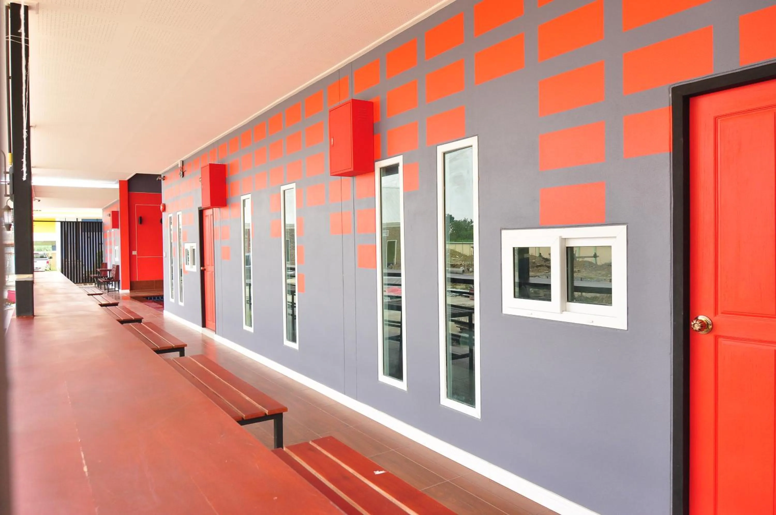 Restaurant/places to eat in The Palm Resort Kampeang Saen