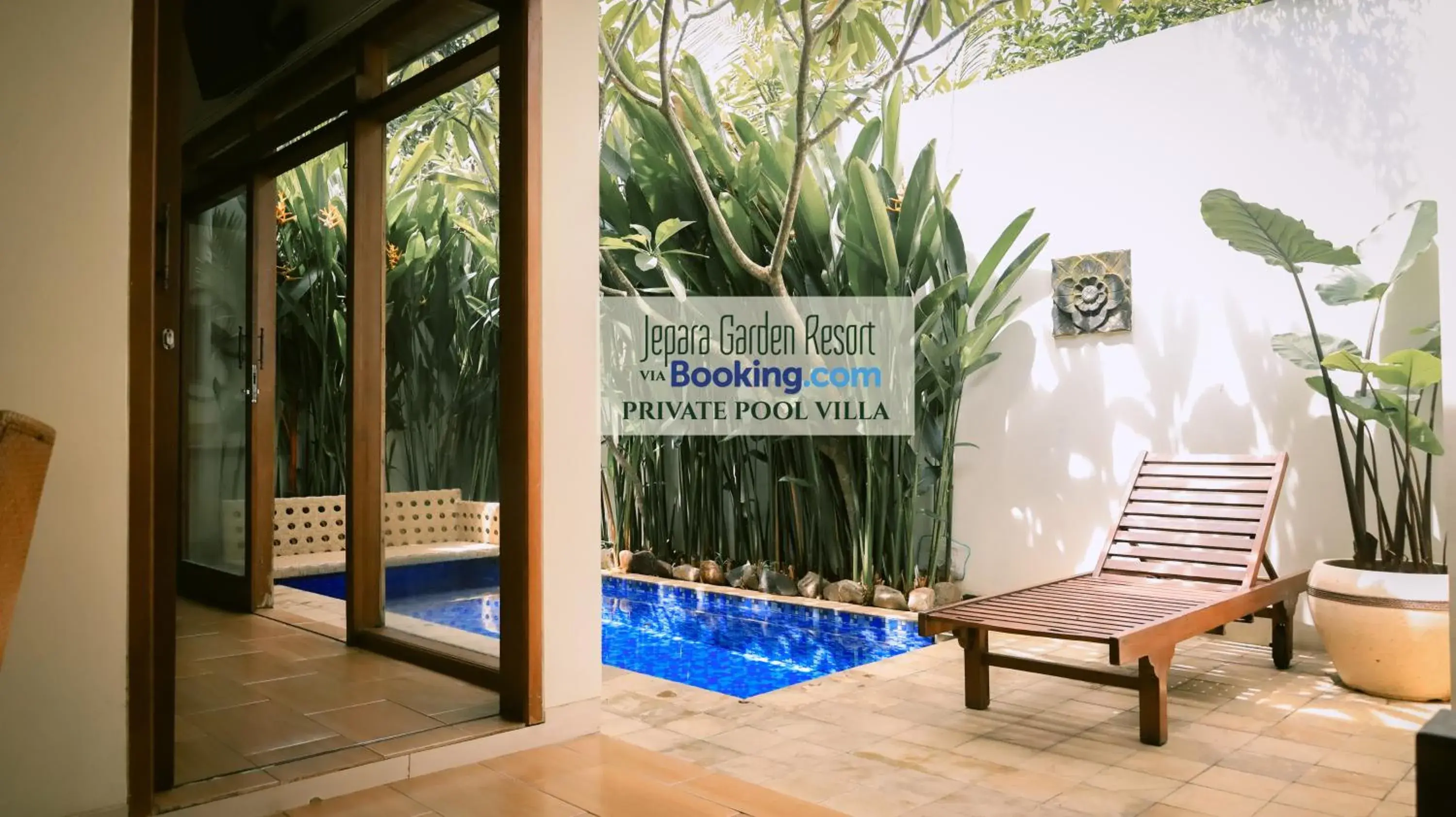 Pool view in Jepara Garden Resort Pool view in Jepara Garden Resort