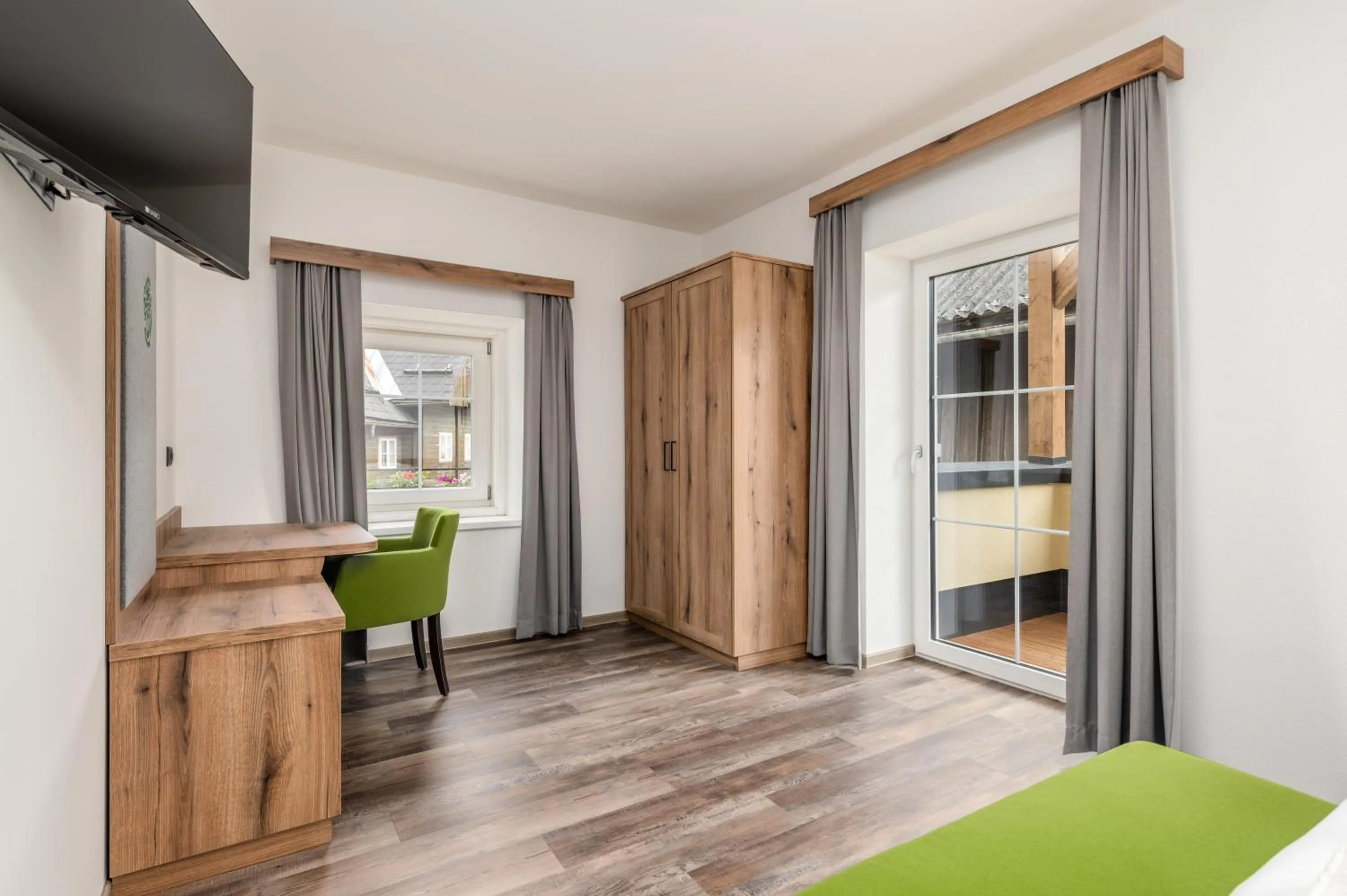 TV and multimedia, Bed in Landgasthof Bierfriedl