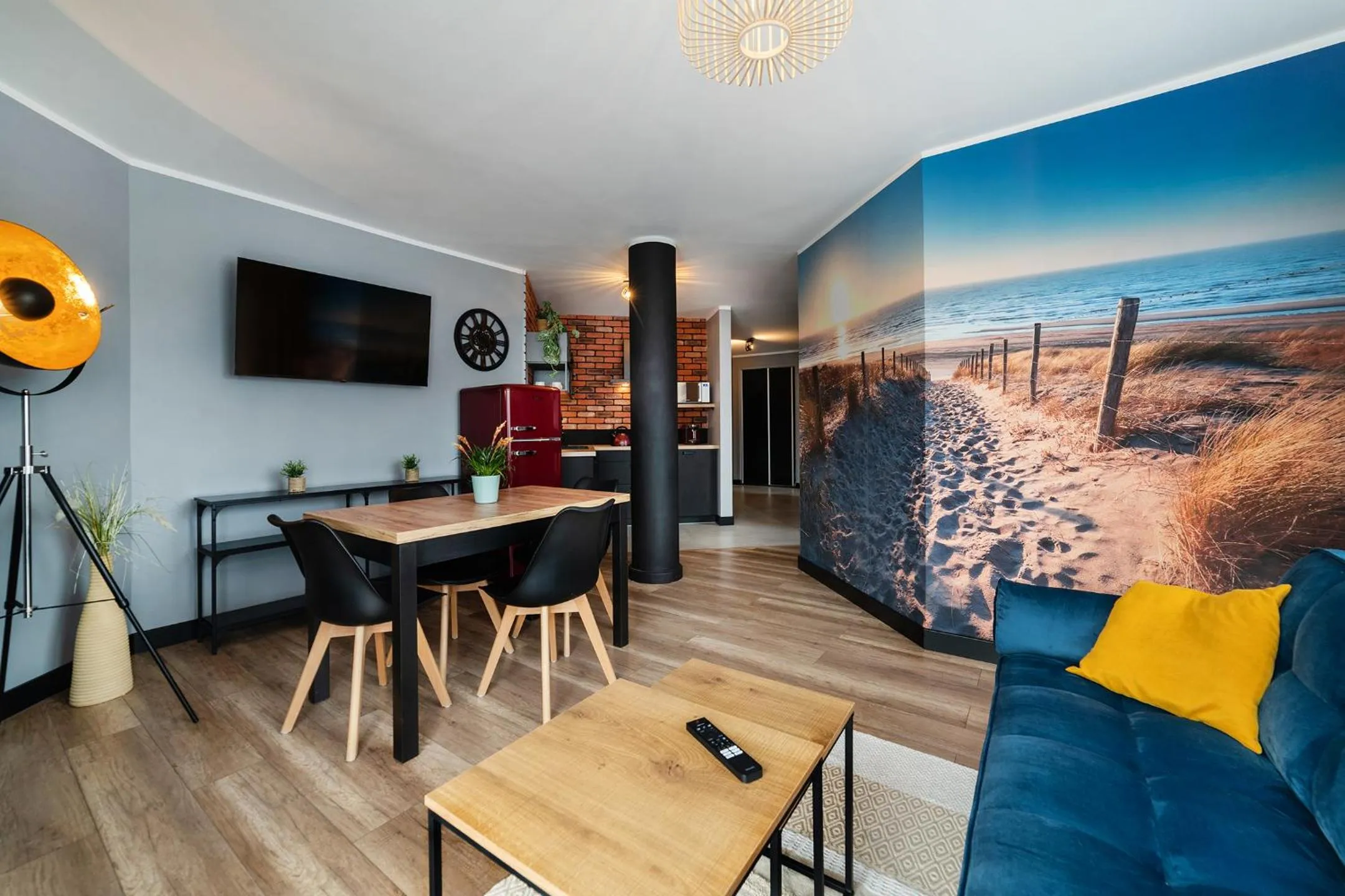 TV and multimedia in Maloves Resort & Spa, pokoje w bocznych budynkach