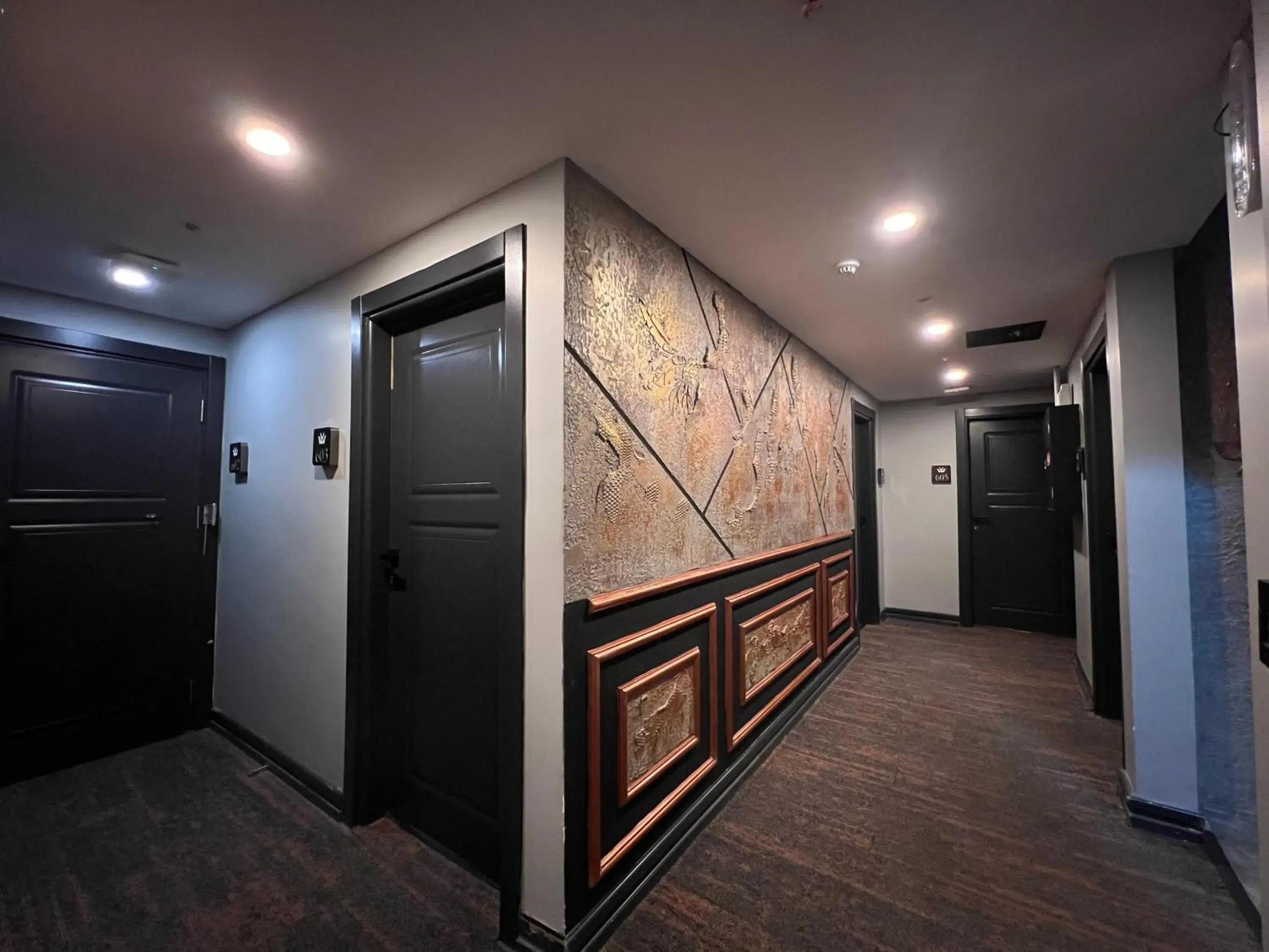 Property building in White Corner Hotel Property building in White Corner Hotel