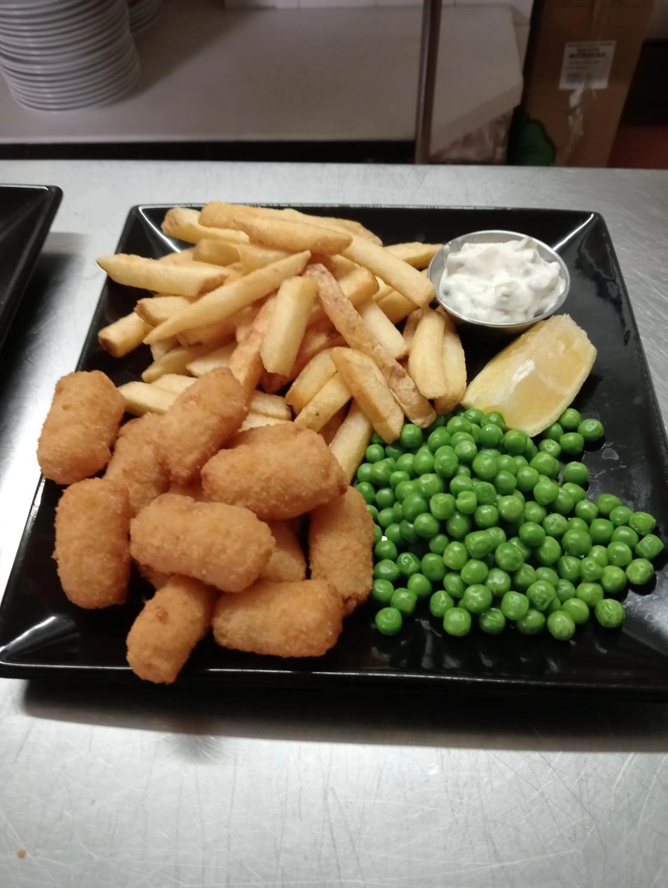 Restaurant/places to eat in THE KINGS ARMS INN