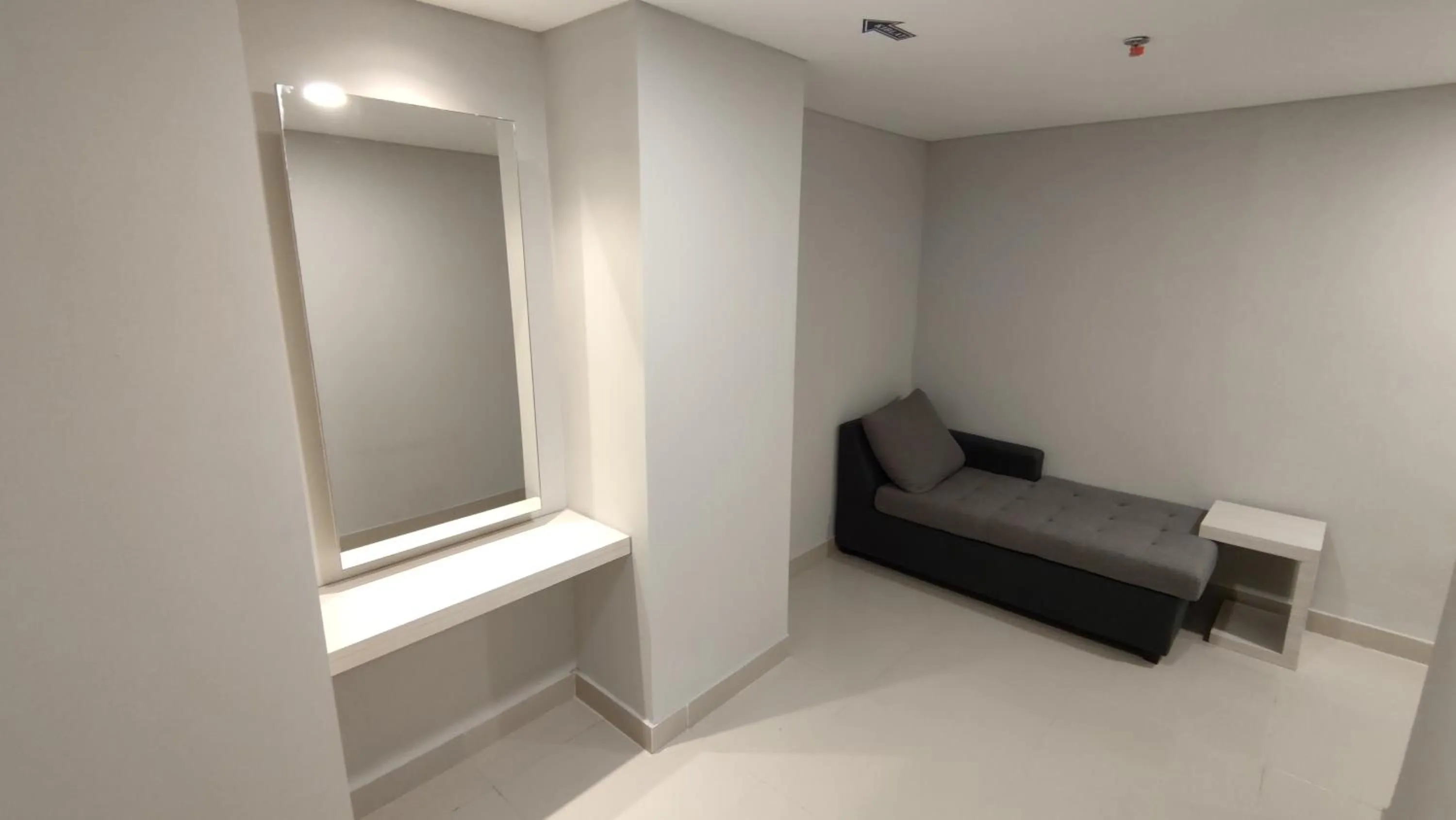 Living room in Agogo Downtown Hotel Surabaya