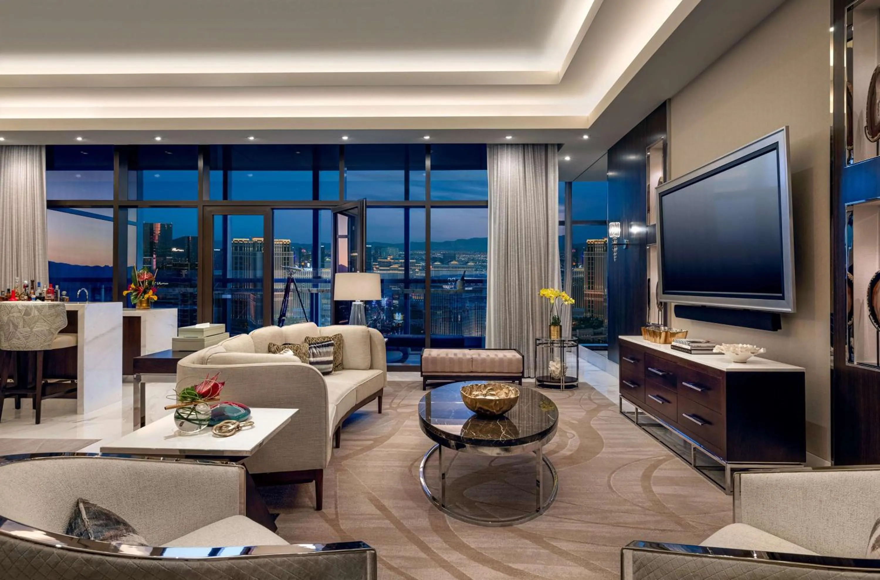 Living room in Crockfords Las Vegas, LXR Hotels & Resorts at Resorts World