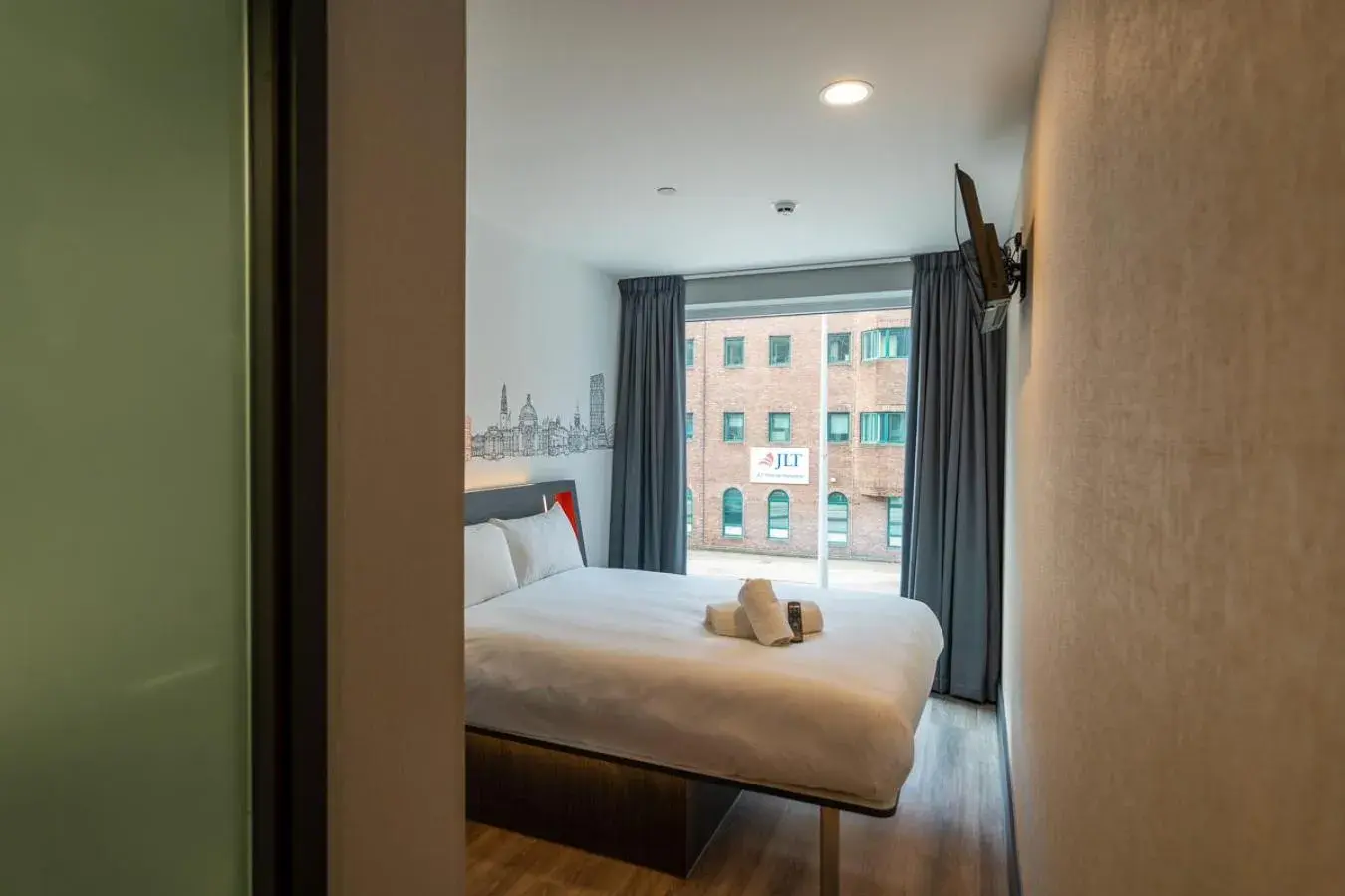 Bedroom, Bed in easyHotel Cardiff Bedroom, Bed in easyHotel Cardiff