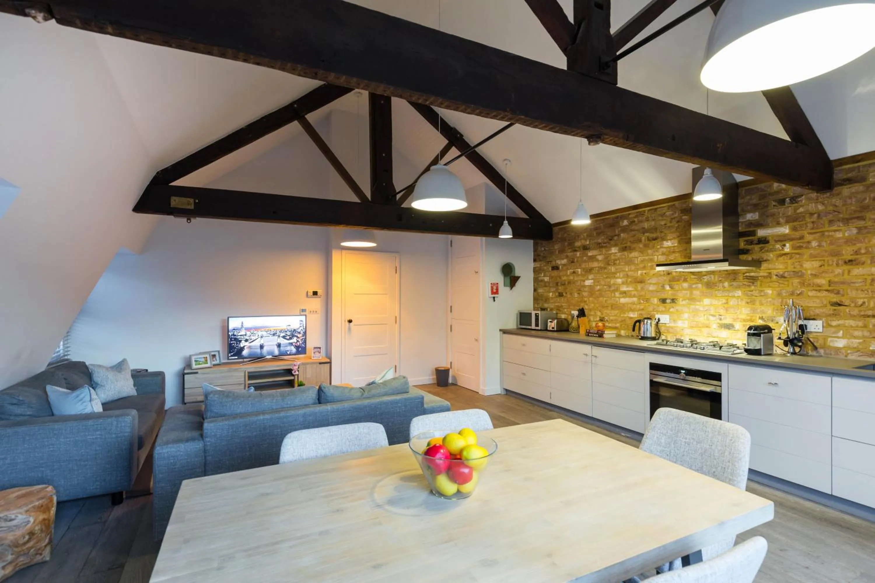 Kitchen or kitchenette in Urban Chic - Rathbone