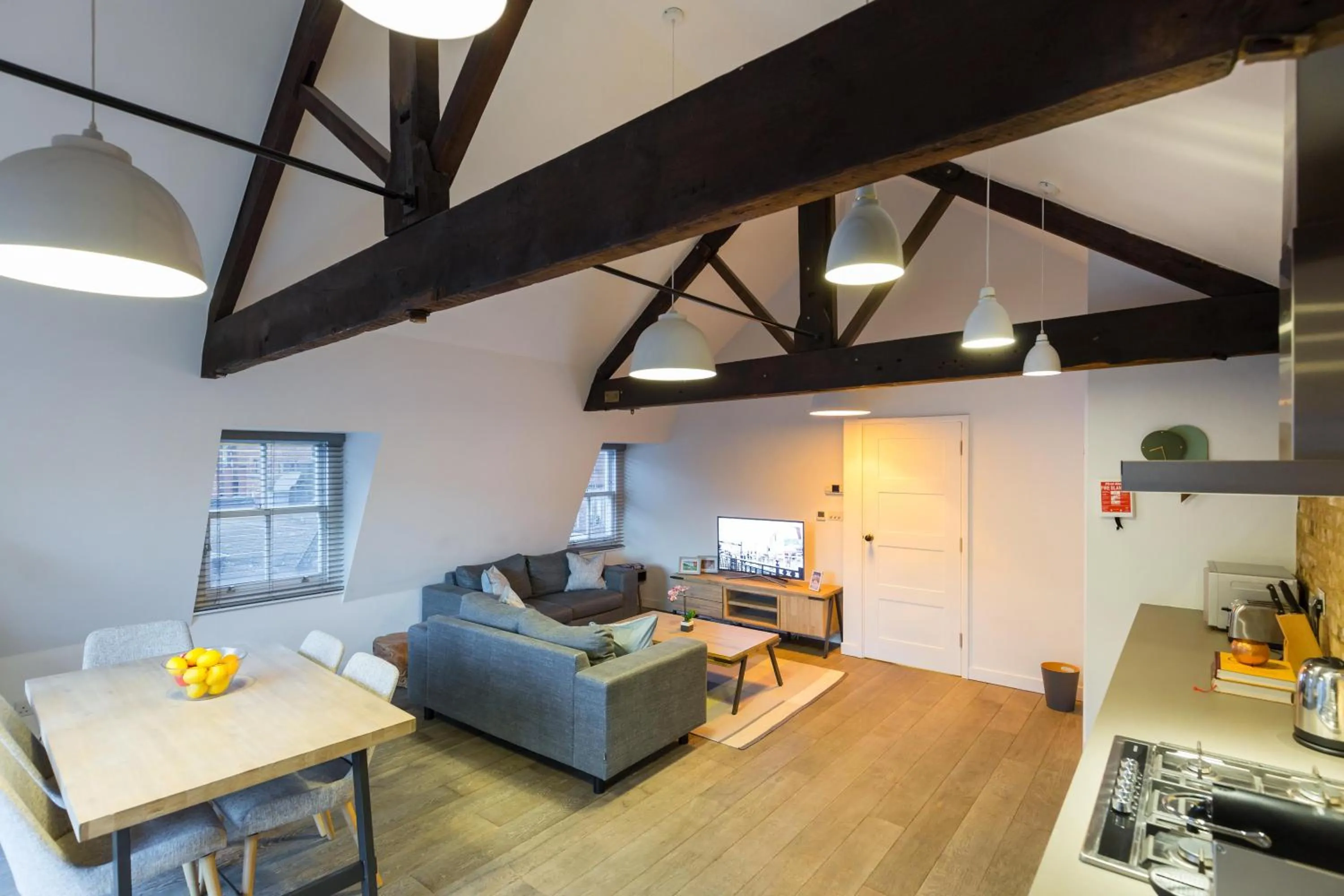 Kitchen or kitchenette in Urban Chic - Rathbone