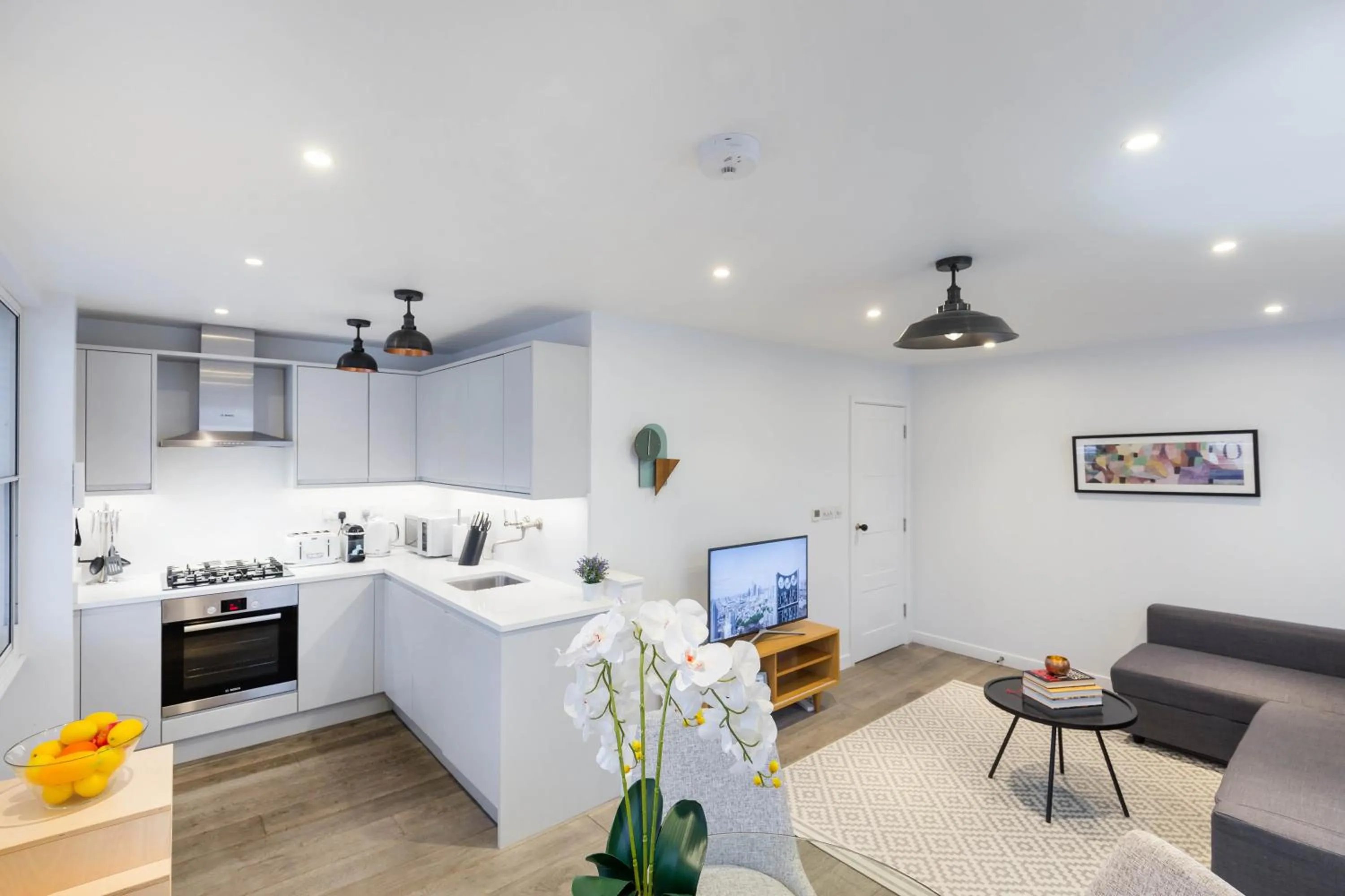 Kitchen or kitchenette in Urban Chic - Rathbone