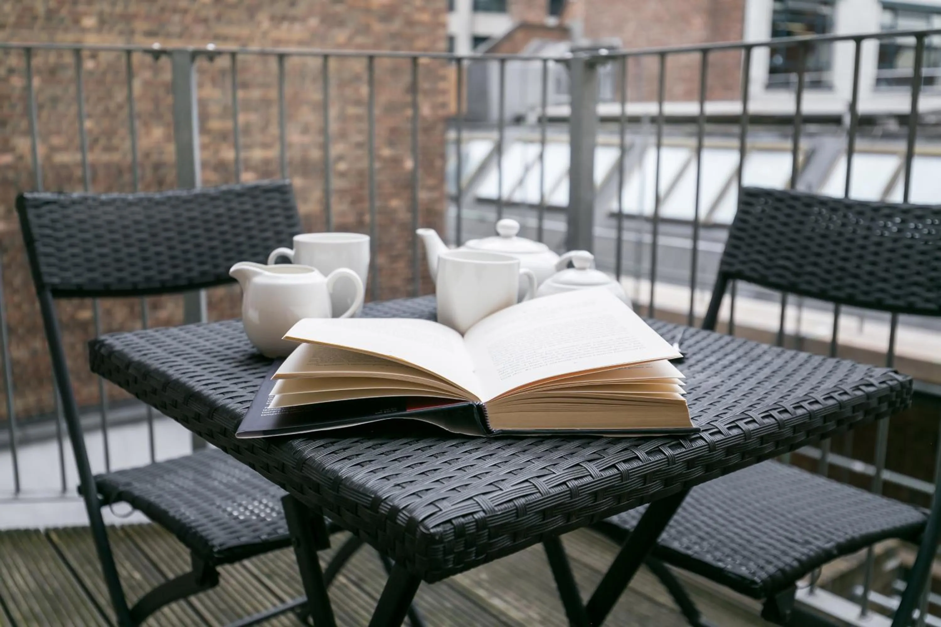 Balcony/Terrace in Urban Chic - Rathbone