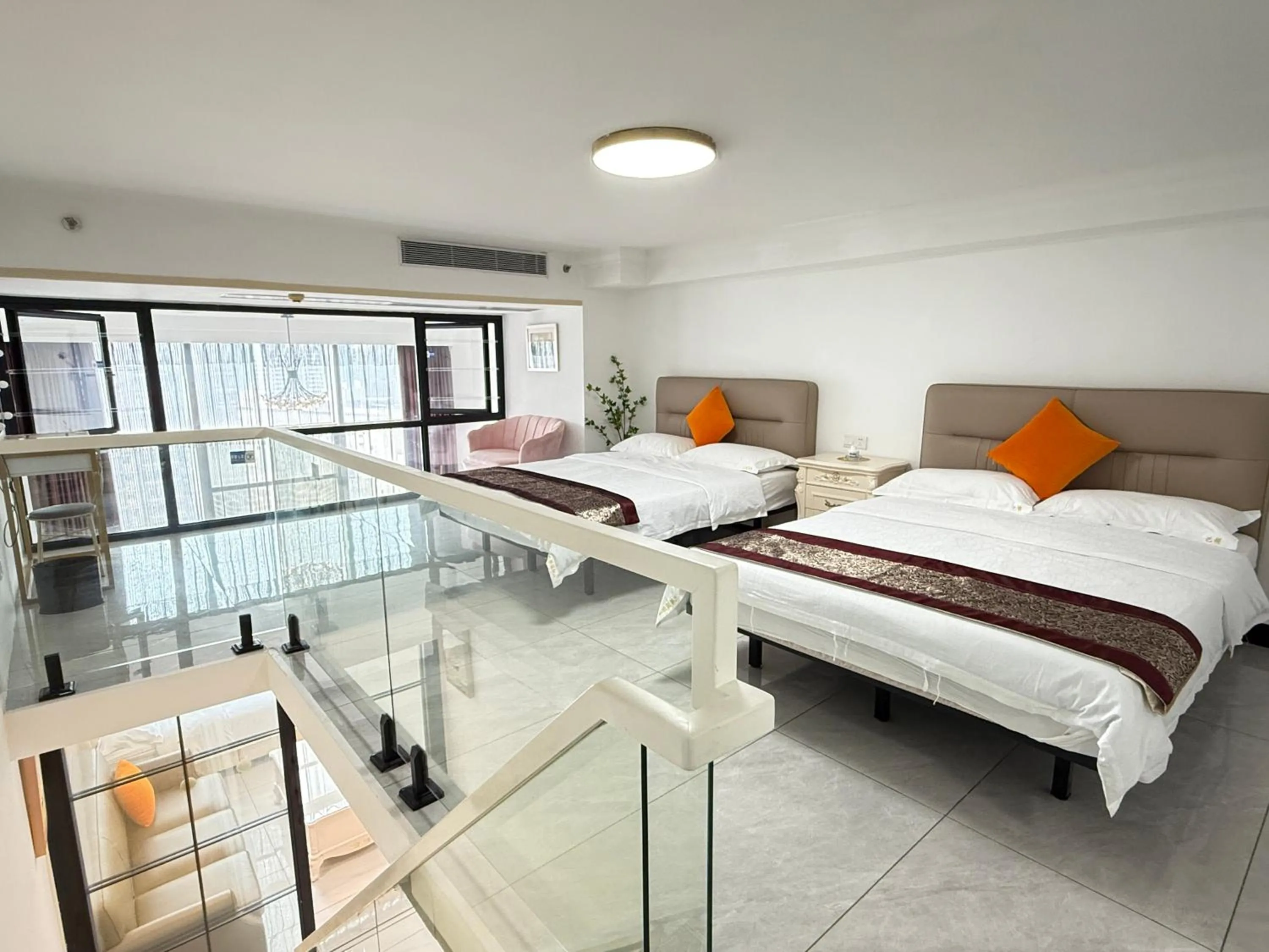 Living room, Bed in Barton International Residence Guangzhou - located in the city center adjacent to Beijing Road Pedestrian Street and Dafo Temple and close to the subway