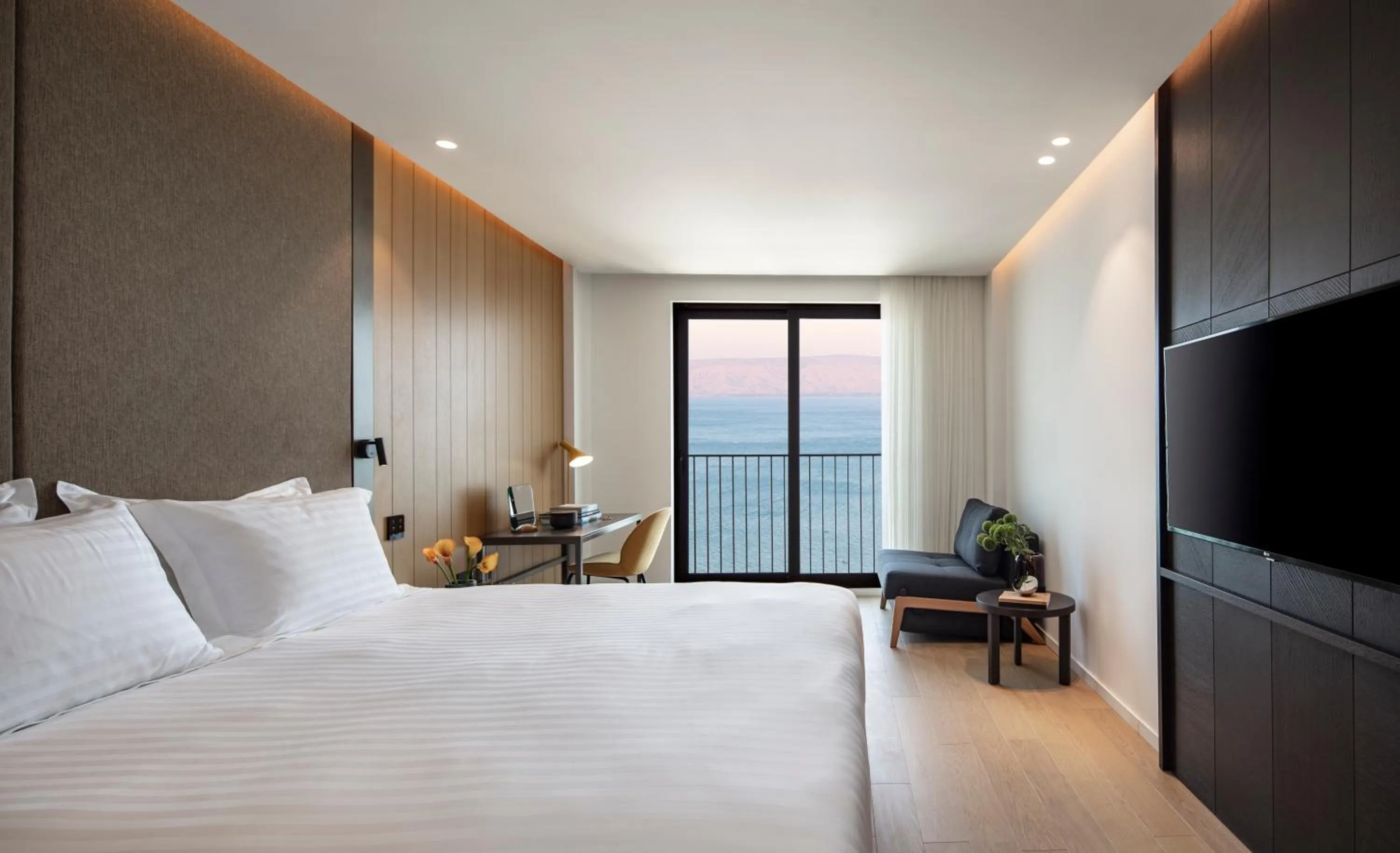 Living room, Bed in Sofia Hotel Sea Of Galilee