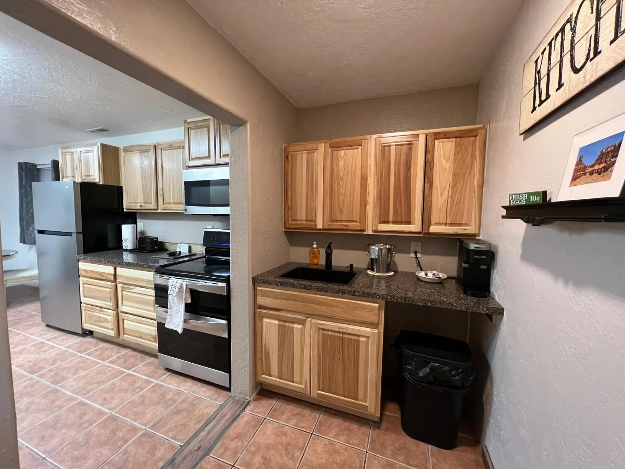 Kitchen or kitchenette in THE SNUGGLE INN